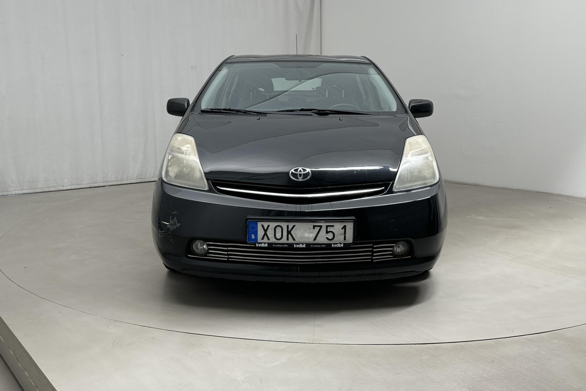 Toyota Prius 1.5 Hybrid (78hk) - 285 300 km - Automatic - black - 2006