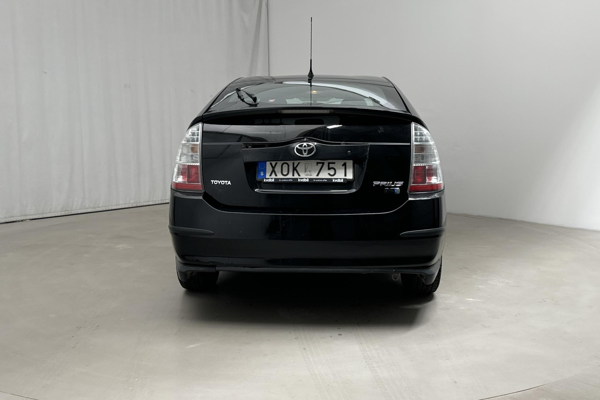 Toyota Prius 1.5 Hybrid (78hk) - 285 300 km - Automatic - black - 2006