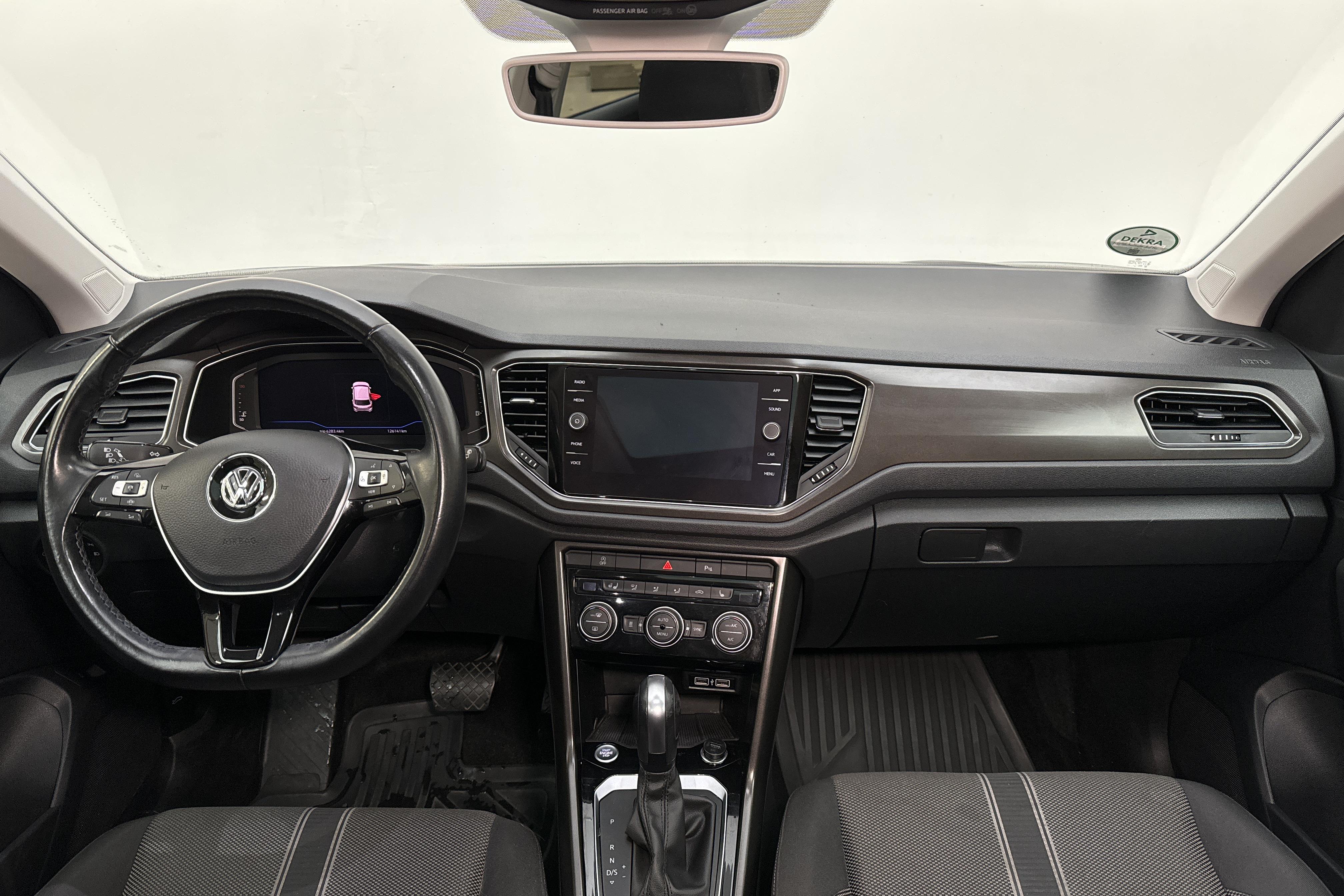 VW T-Roc 2.0 TDI 4MOTION (150hk) - 126 140 km - Automatyczna - szary - 2020