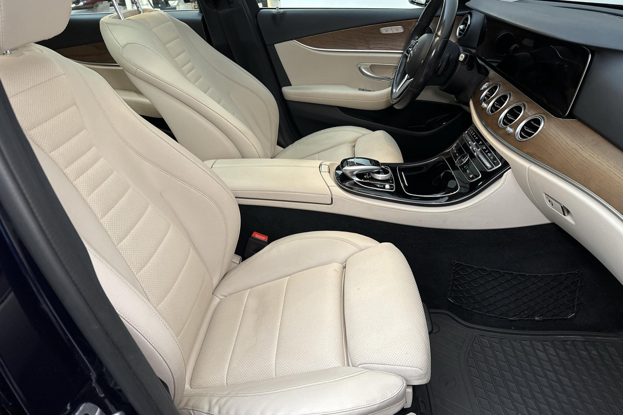 Mercedes E 200 d Sedan W213 (160hk) - 75 530 km - Automaatne - Dark Blue - 2019