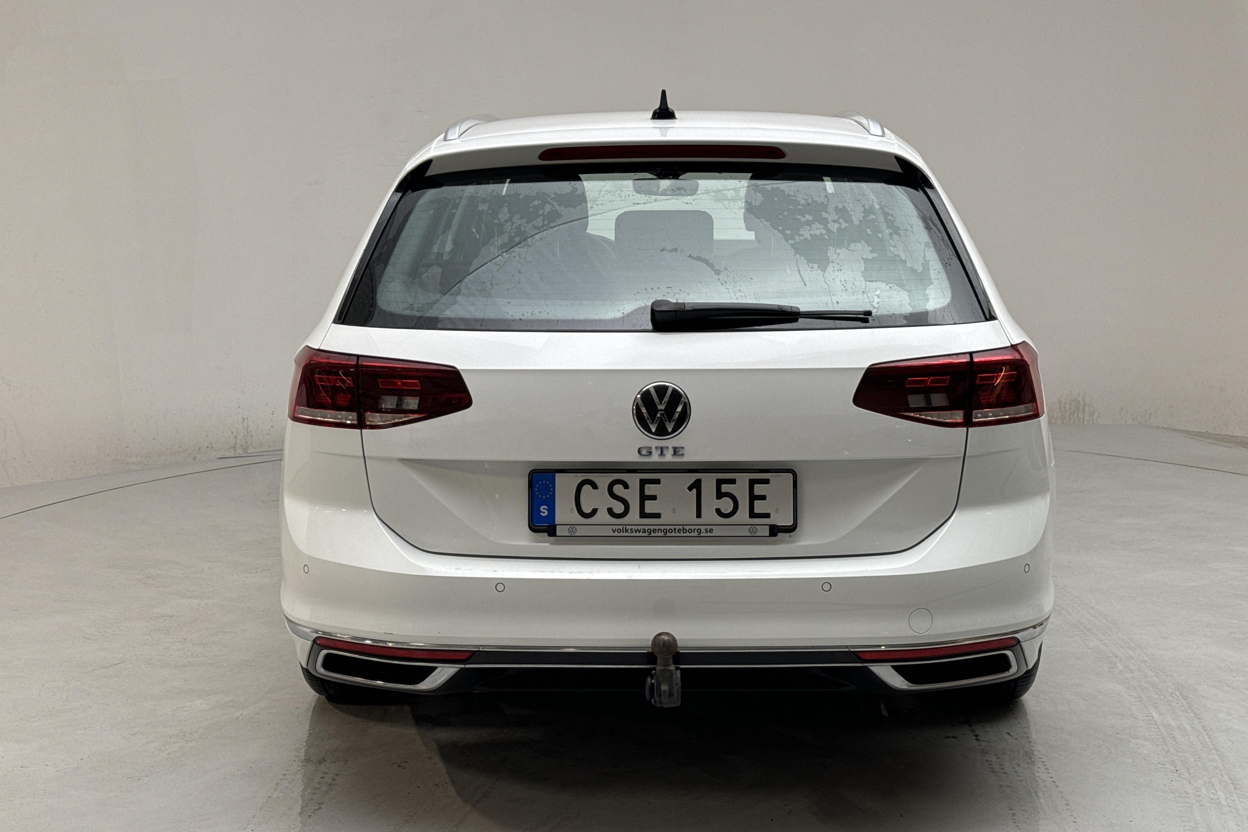 VW Passat 1.4 GTE Sportscombi (218hk) - 57 510 km - Automaatne - valge - 2022