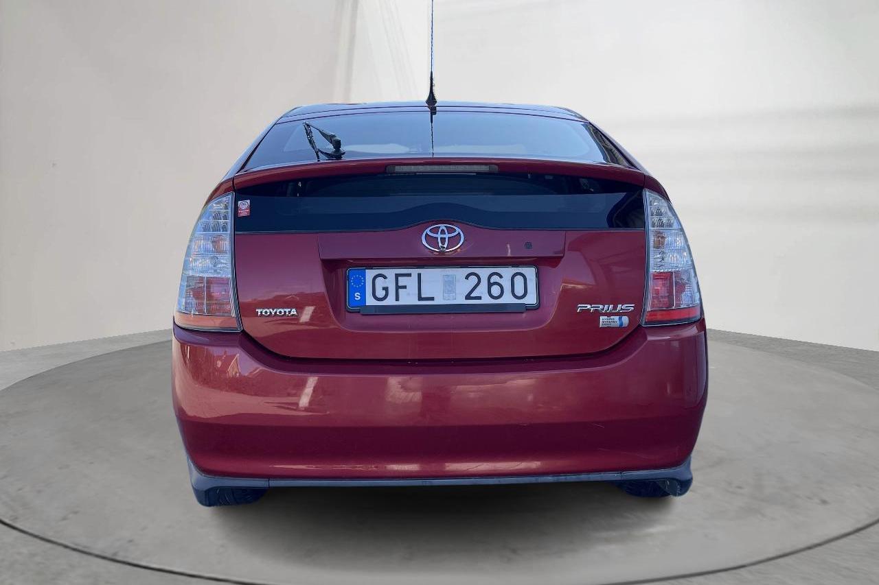 Toyota Prius 1.5 Hybrid (78hk) - 191 230 km - Automatyczna - Dark Red - 2006