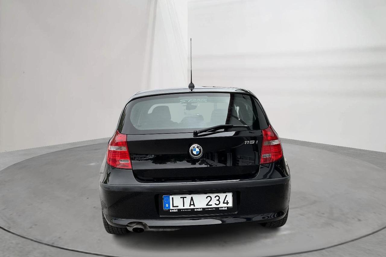 BMW 116i 5dr, E87 (122hk) - 95 350 km - Käsitsi - must - 2011