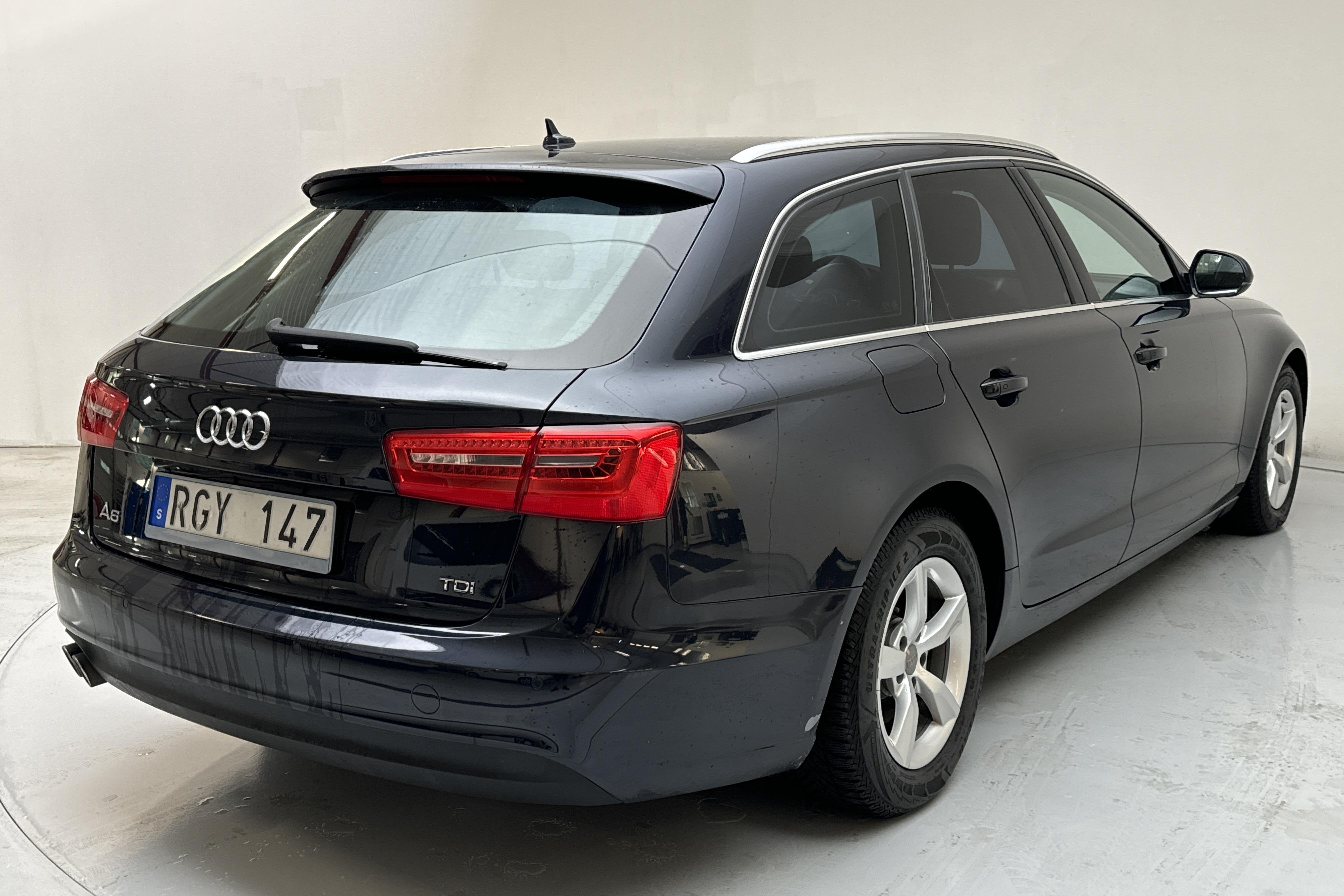 Audi A6 2.0 TDI Avant (177hk) - 181 790 km - Automaatne - sinine - 2014