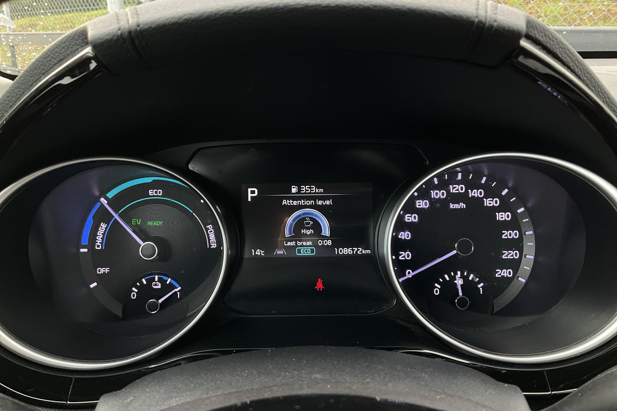 KIA Ceed 1.6 Plug-in Hybrid SW (141hk) - 108 680 km - Automaatne - valge - 2023