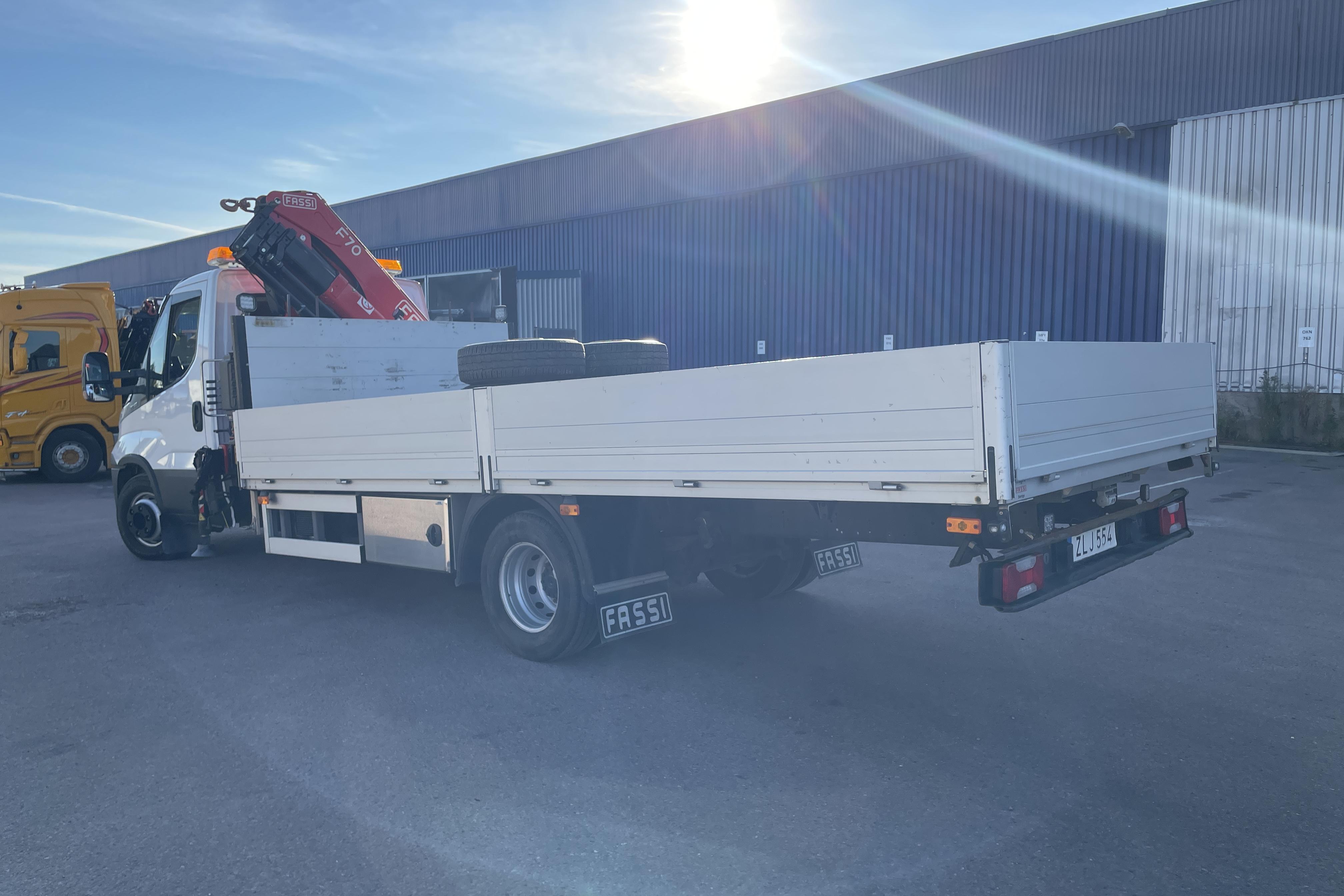 IVECO 70C18H - 162 875 km - Manual - yellow - 2018