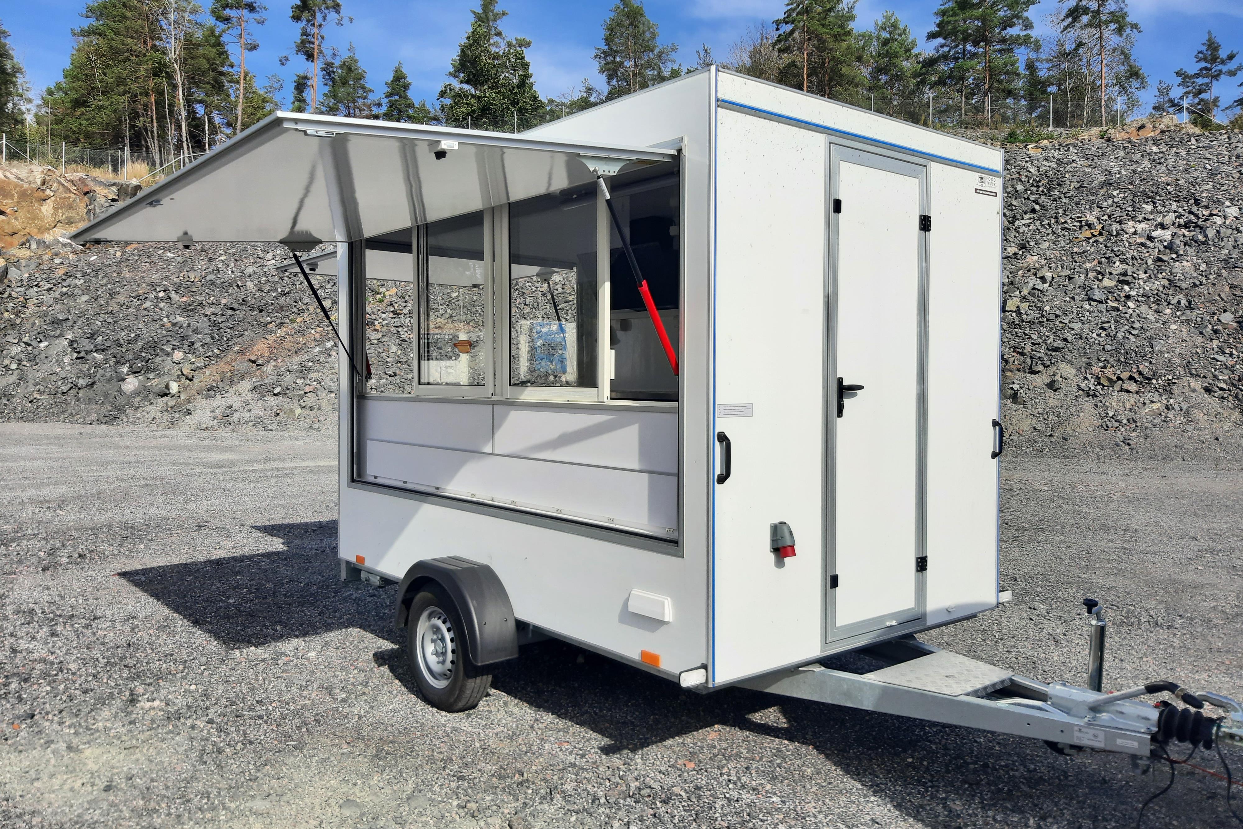 Tomplan Foodtruck - 0 km - valkoinen - 2023