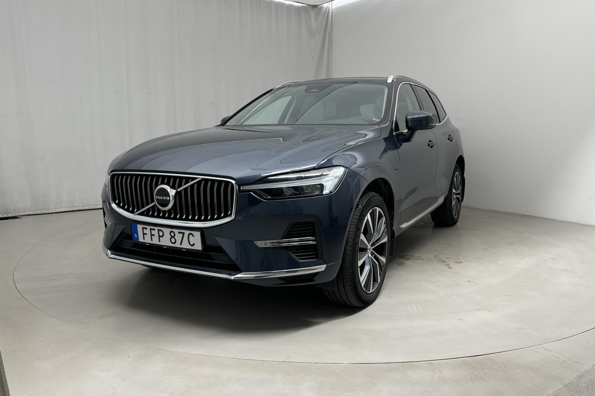 Volvo XC60 T6 AWD Recharge (350hk) - 67 420 km - Automatyczna - Dark Blue - 2022