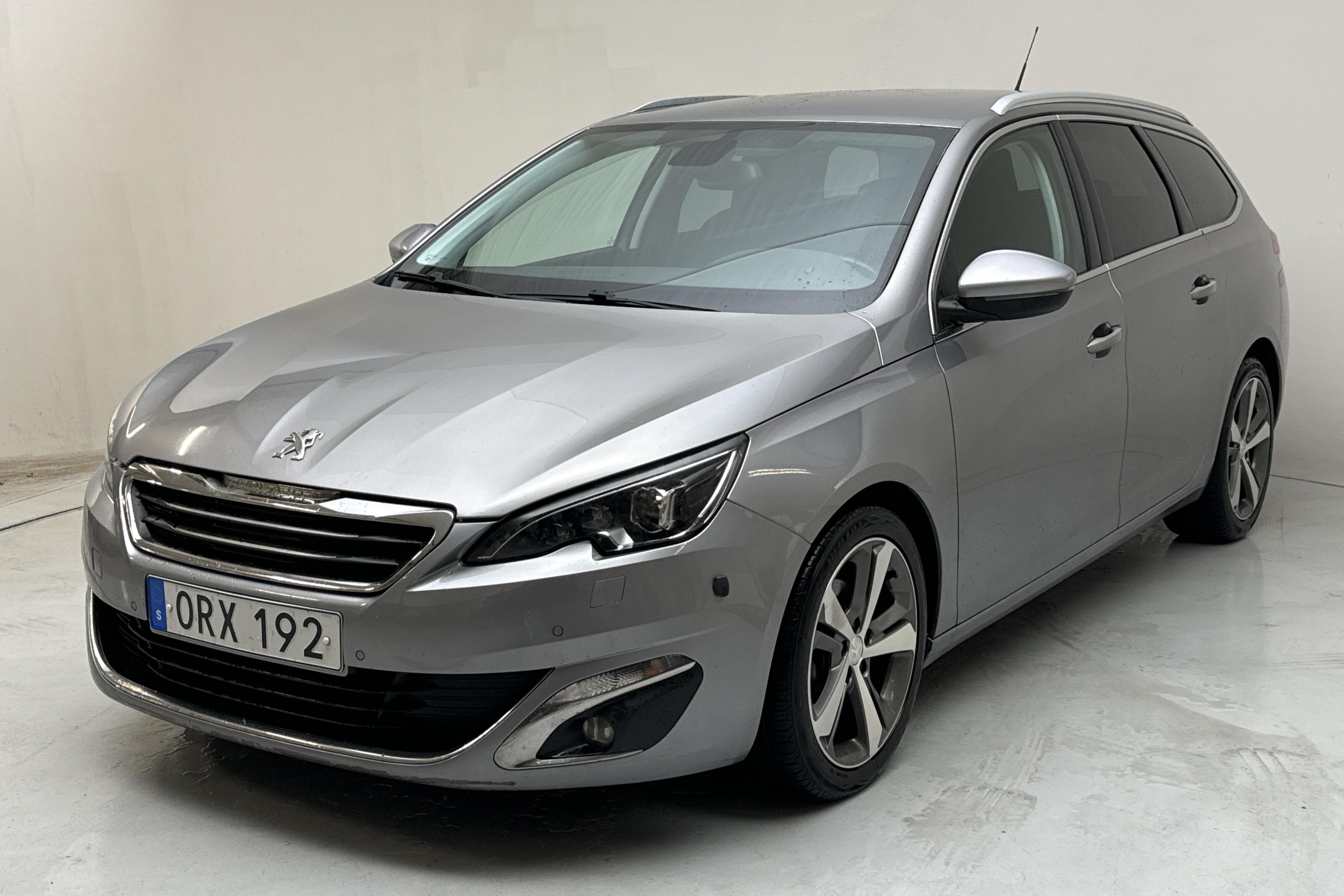 Peugeot 308 SW e-HDi (115hk) - 127 960 km - Manualna - szary - 2014