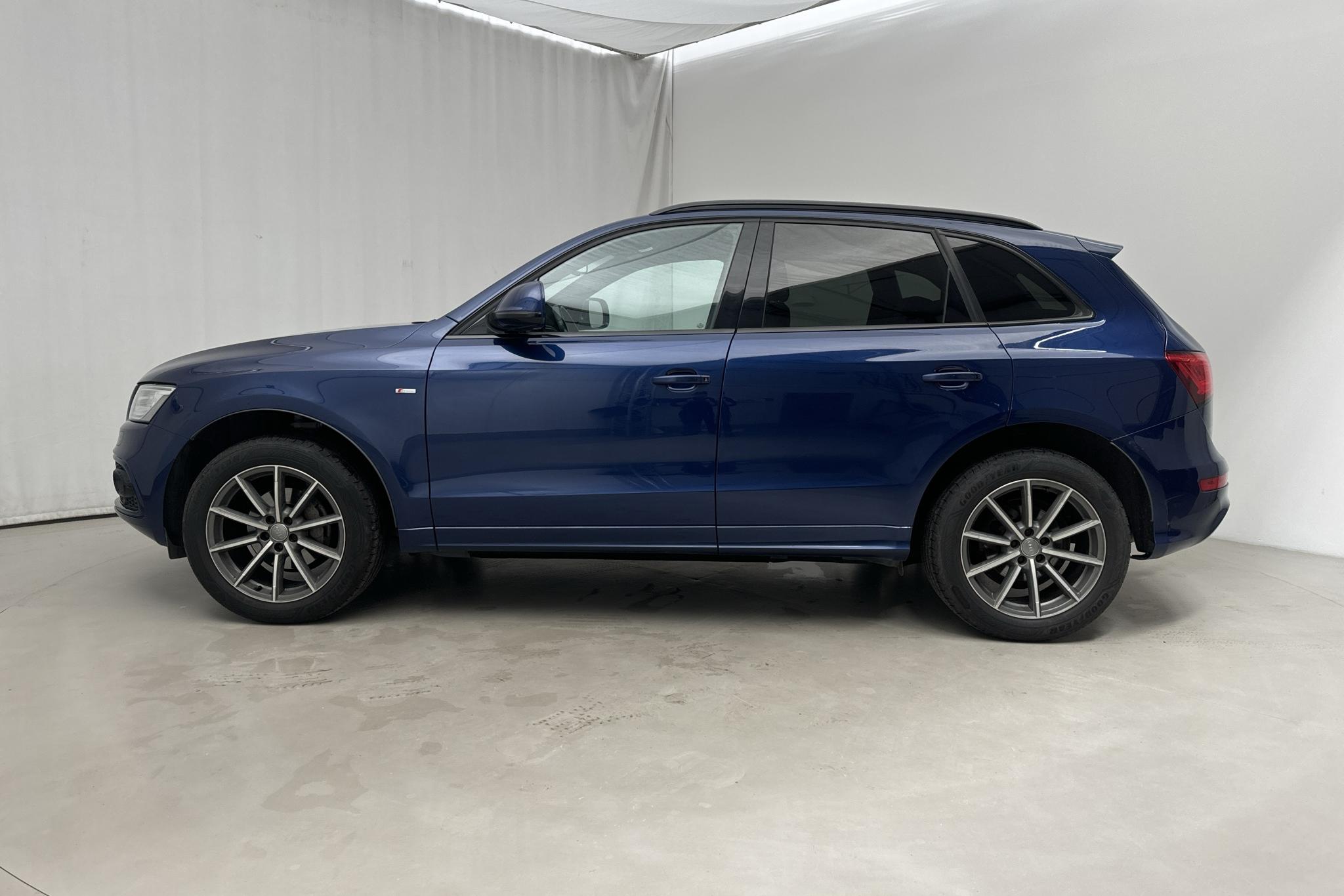 Audi Q5 2.0 TDI clean diesel quattro (190hk) - 15 114 mil - Automat - blå - 2017