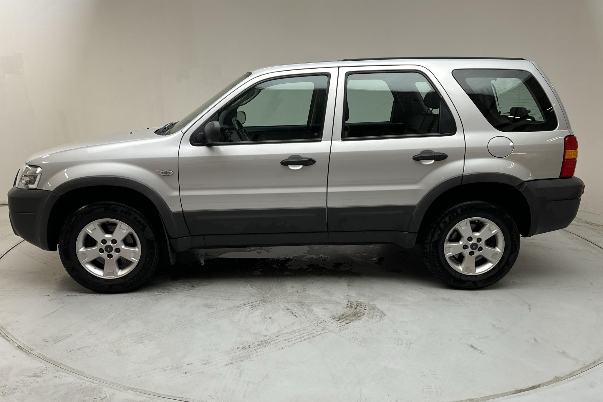 Ford Maverick 3.0 V6 (203hk) - 163 280 km - Automatyczna - srebro - 2005