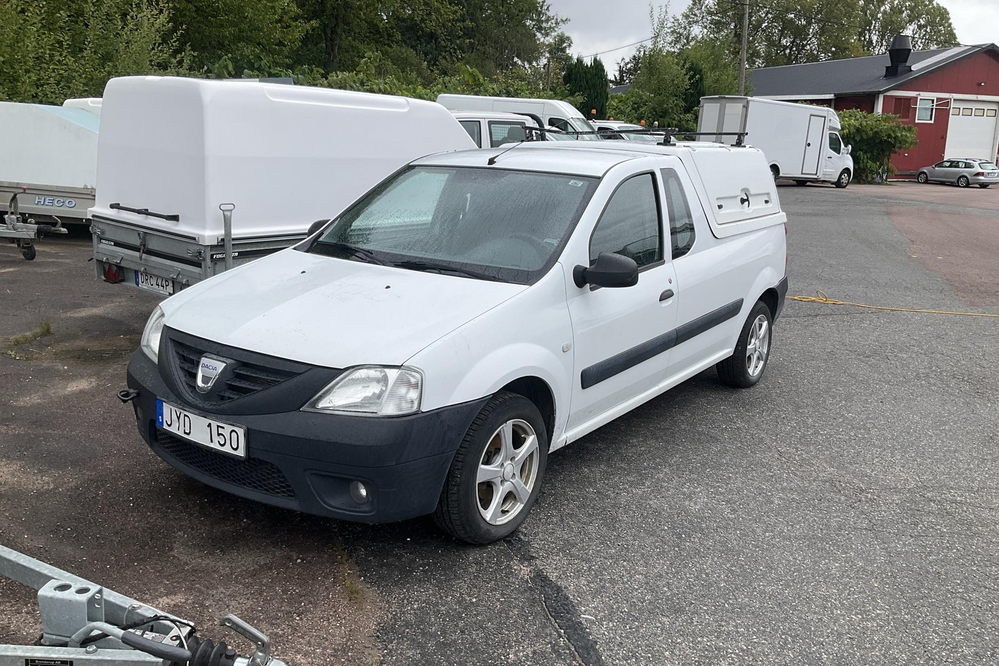 Dacia Logan 1.5 dCi Pickup (85hk) - 16 227 mil - Manuell - vit - 2010