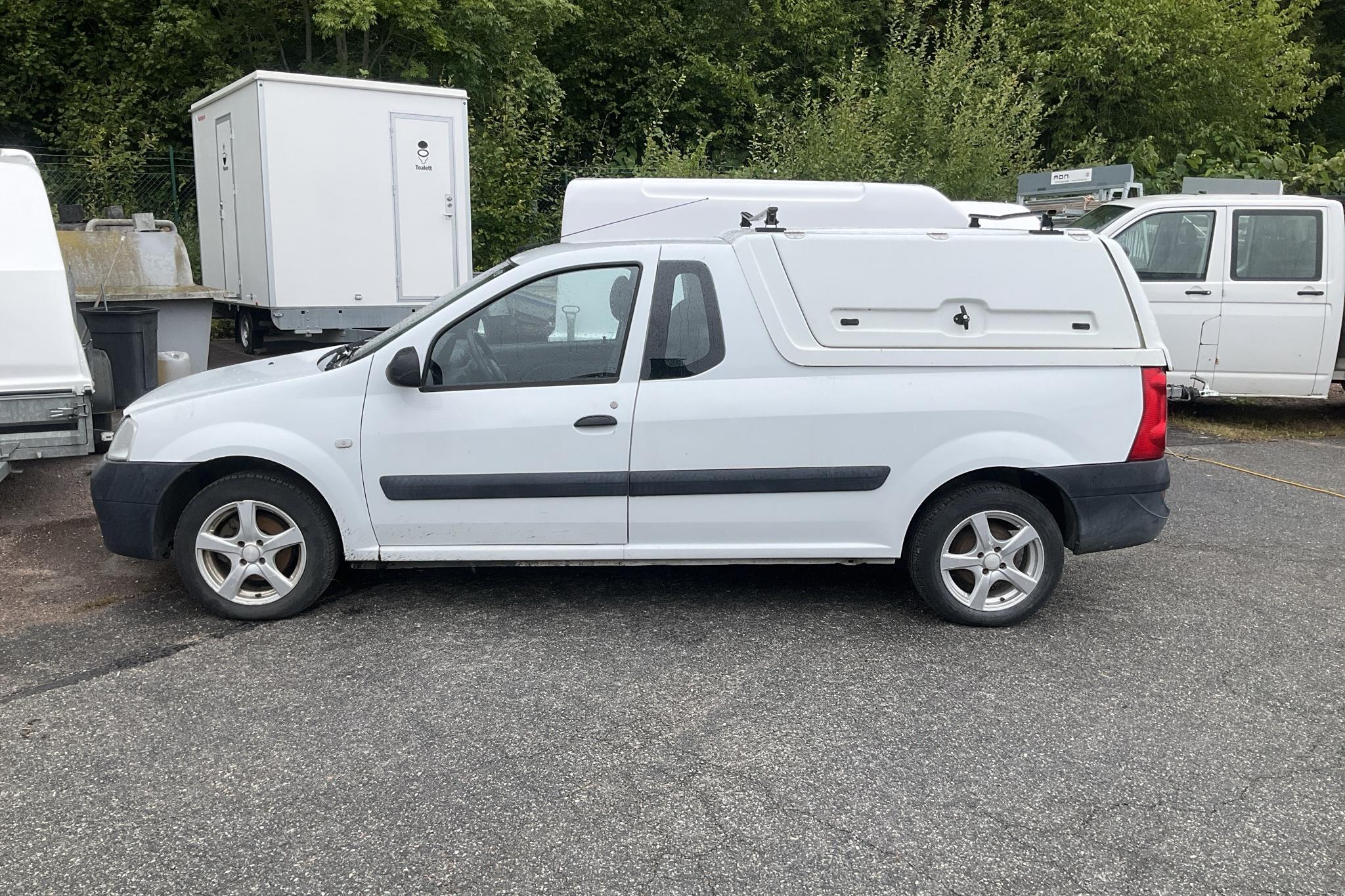 Dacia Logan 1.5 dCi Pickup (85hk) - 16 227 mil - Manuell - vit - 2010