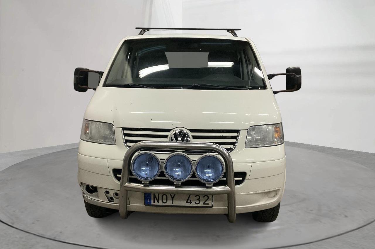 VW Transporter T5 2.5 TDI Pickup 4-motion (130hk) - 268 080 km - Käsitsi - valge - 2008