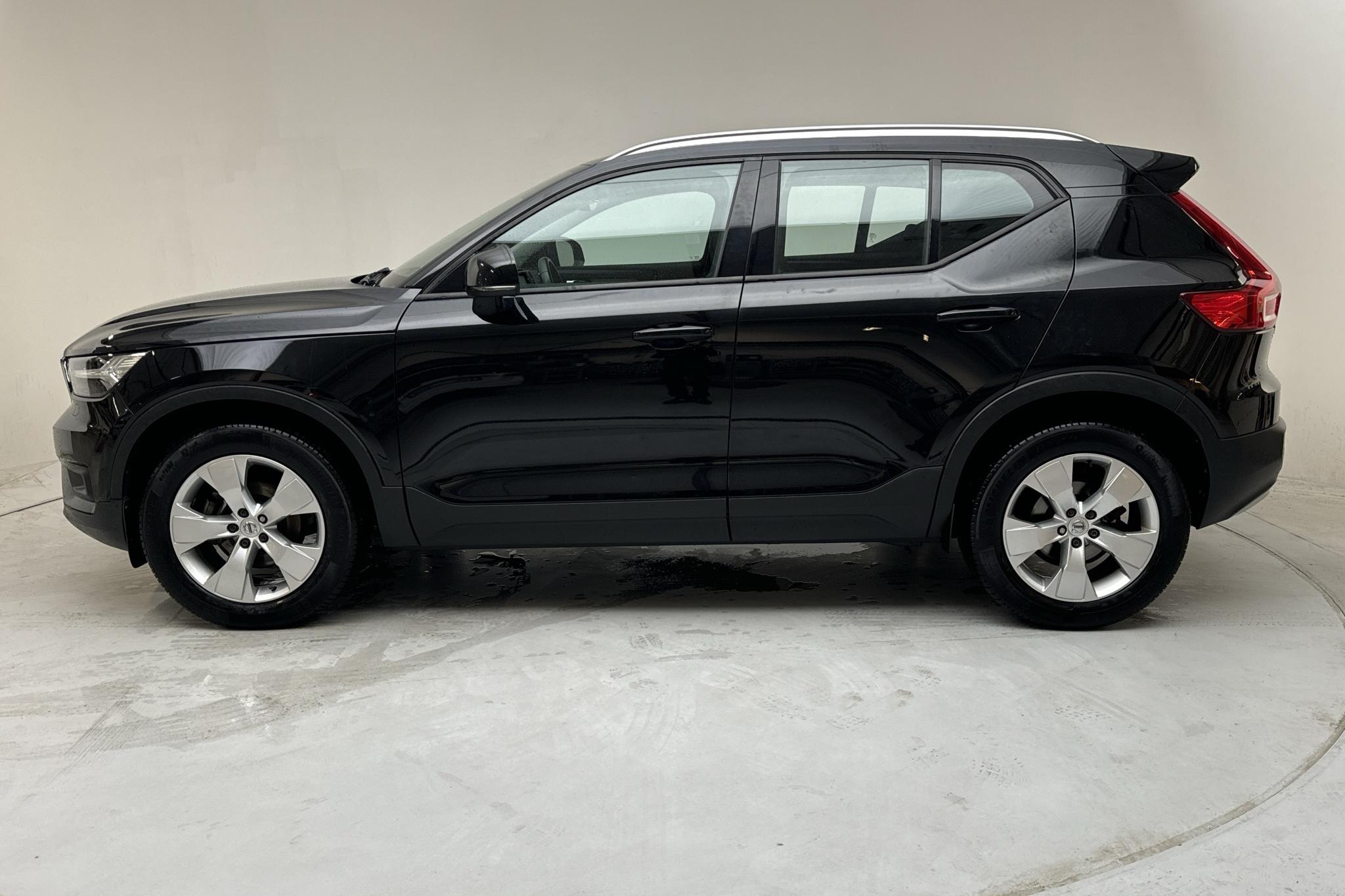 Volvo XC40 T3 2WD (163hk) - 87 240 km - Automaattinen - musta - 2020