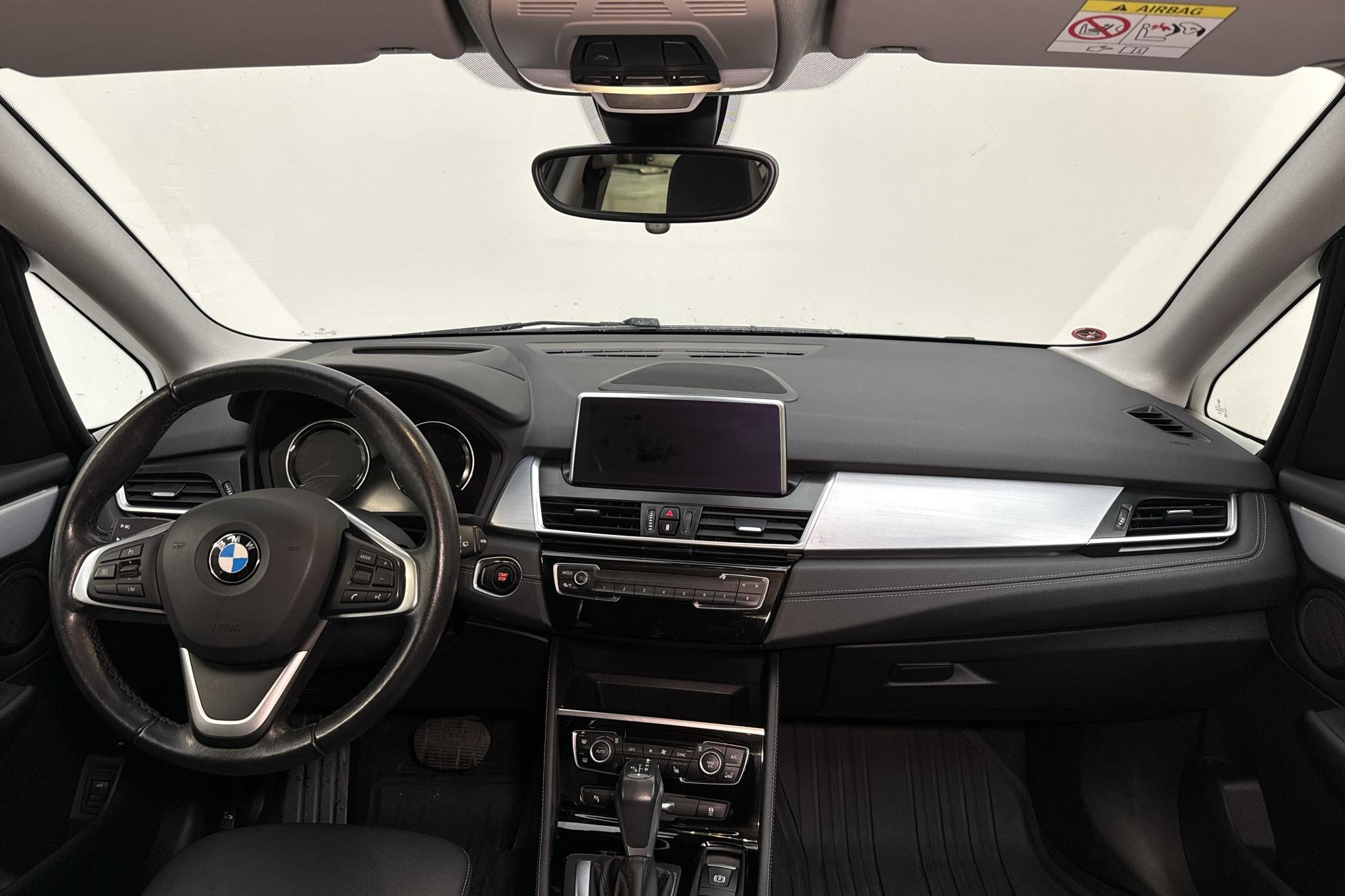 BMW 225xe Active Tourer LCI iPerformance 9,7 kWh, F45 (224hk) - 55 190 km - Automatic - gray - 2020