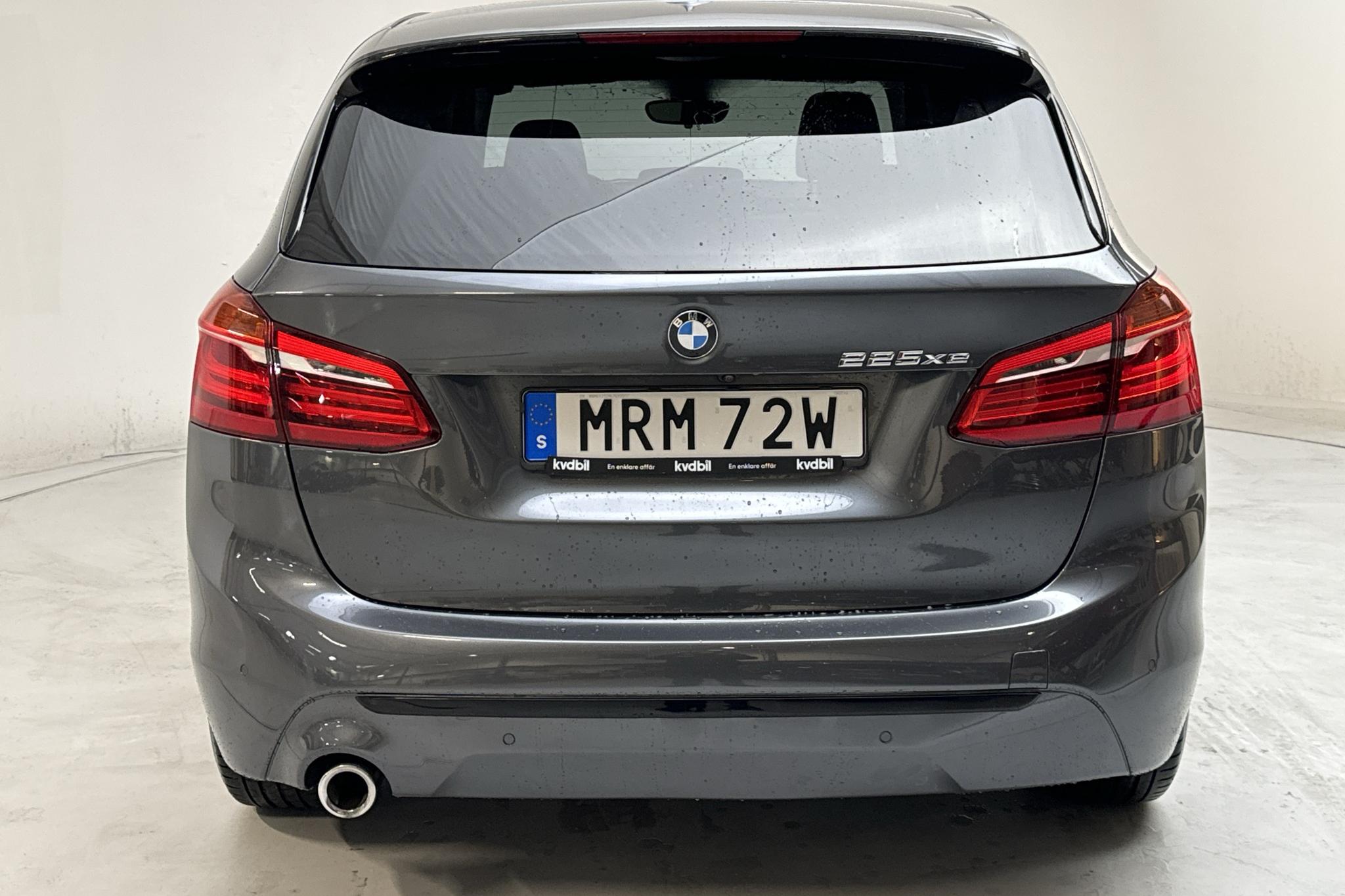 BMW 225xe Active Tourer LCI iPerformance 9,7 kWh, F45 (224hk) - 55 190 km - Automatyczna - szary - 2020