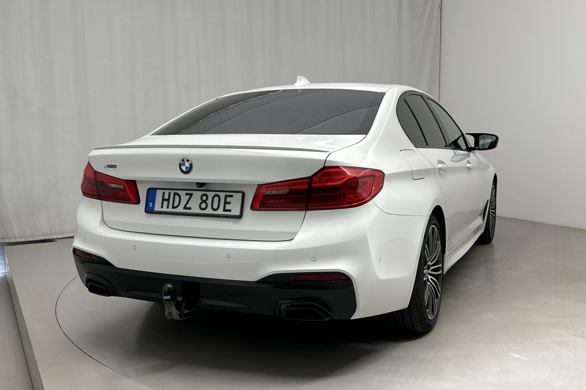 BMW 530i xDrive Sedan, G30 (252hk) - 128 910 km - Automatic - white - 2019