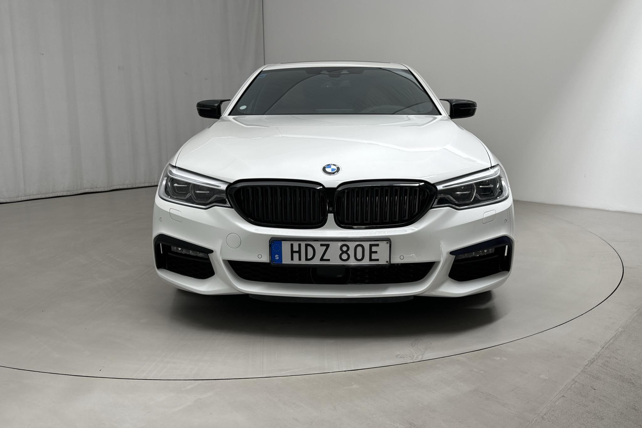 BMW 530i xDrive Sedan, G30 (252hk) - 128 910 km - Automatic - white - 2019