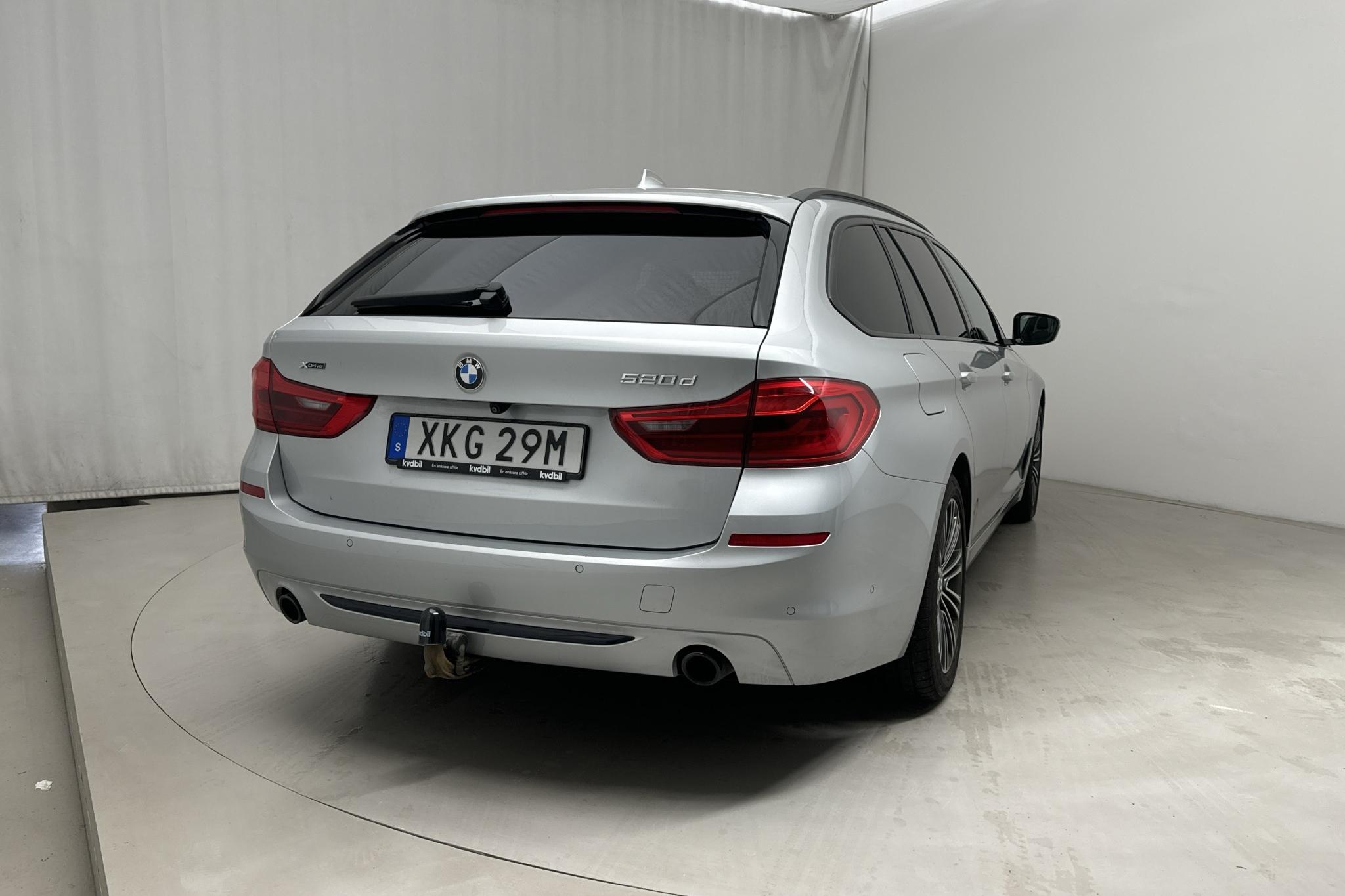 BMW 520d xDrive Touring, G31 (190hk) - 90 780 km - Automatyczna - srebro - 2019