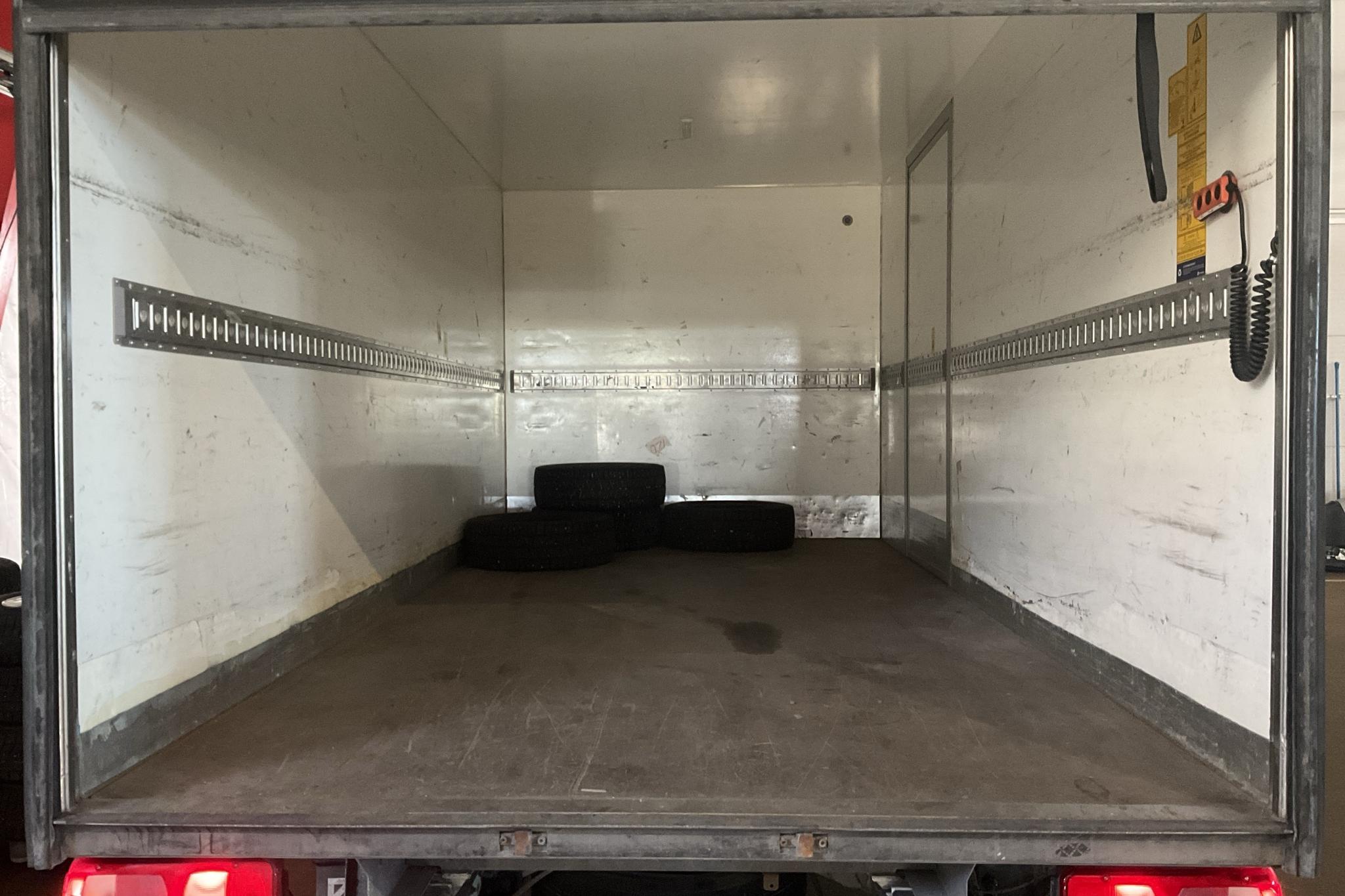 VW Crafter 35 2.0 TDI Chassi (177hk) - 130 270 km - Automaatne - valge - 2019