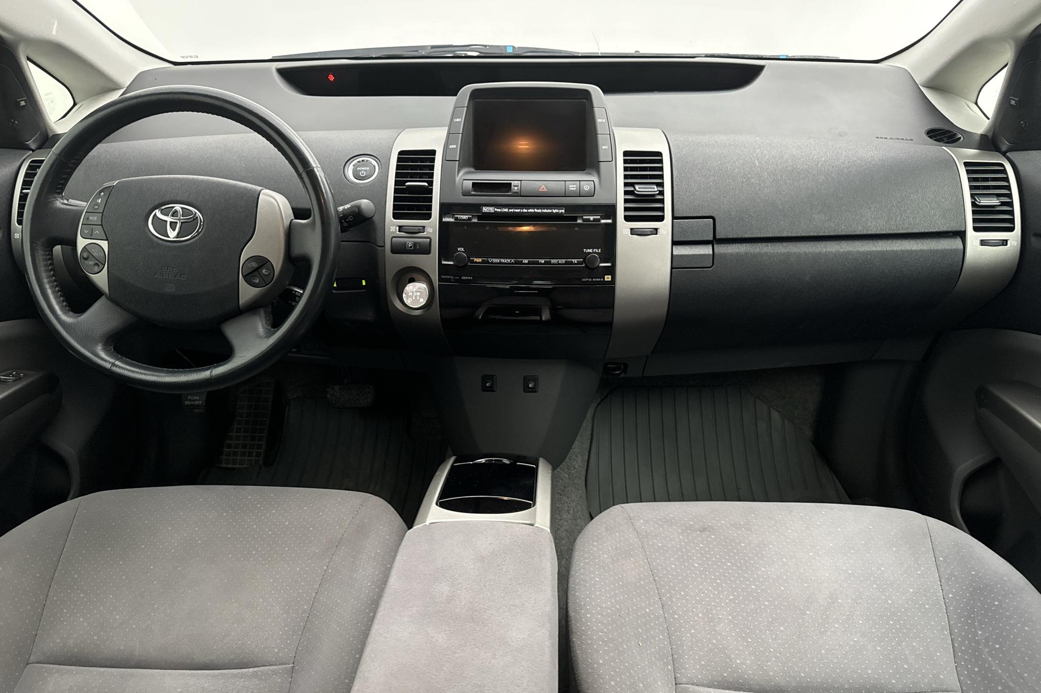 Toyota Prius 1.5 Hybrid (78hk) - 135 260 km - Automatic - silver - 2009