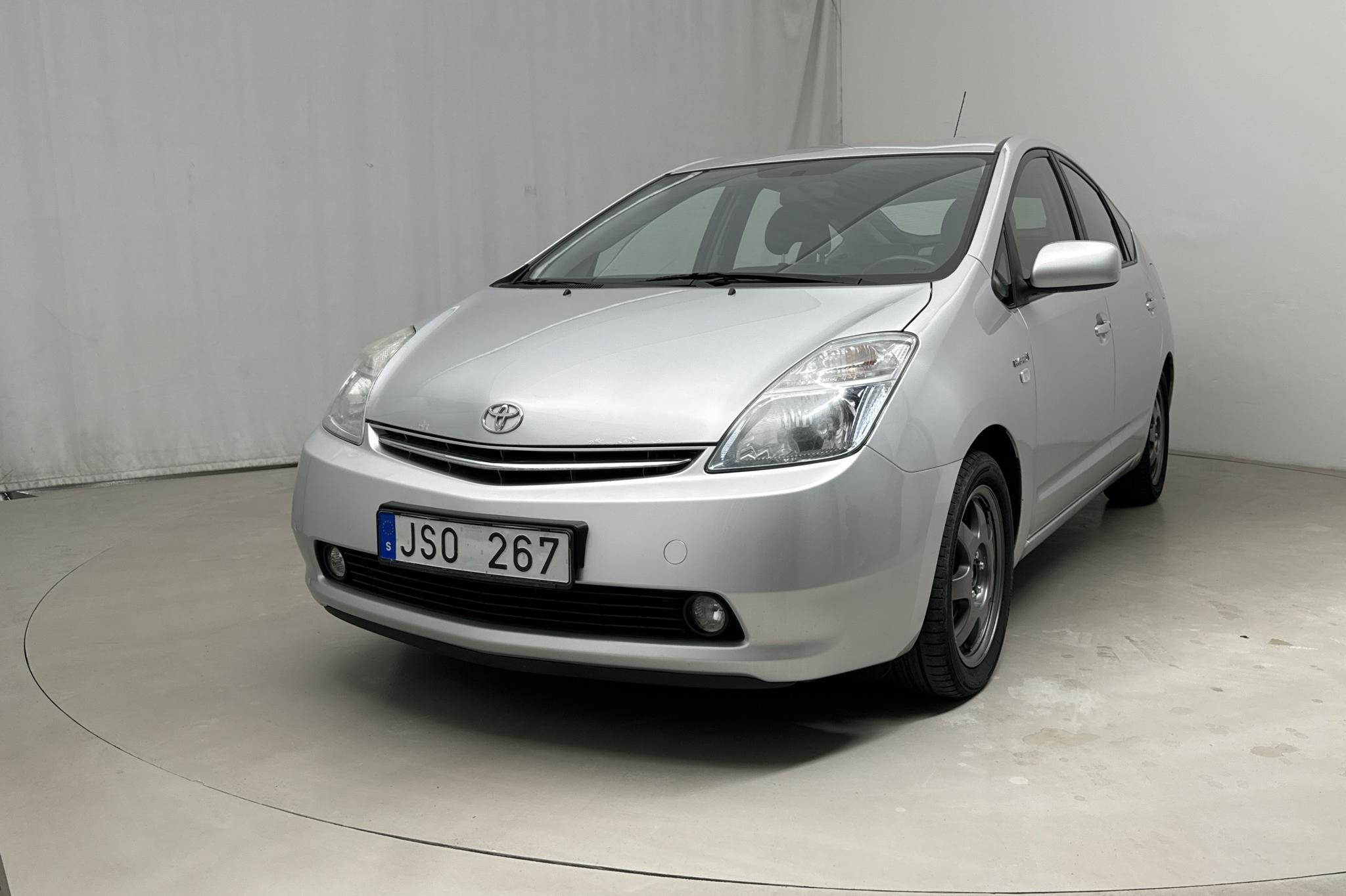 Toyota Prius 1.5 Hybrid (78hk) - 135 260 km - Automatic - silver - 2009