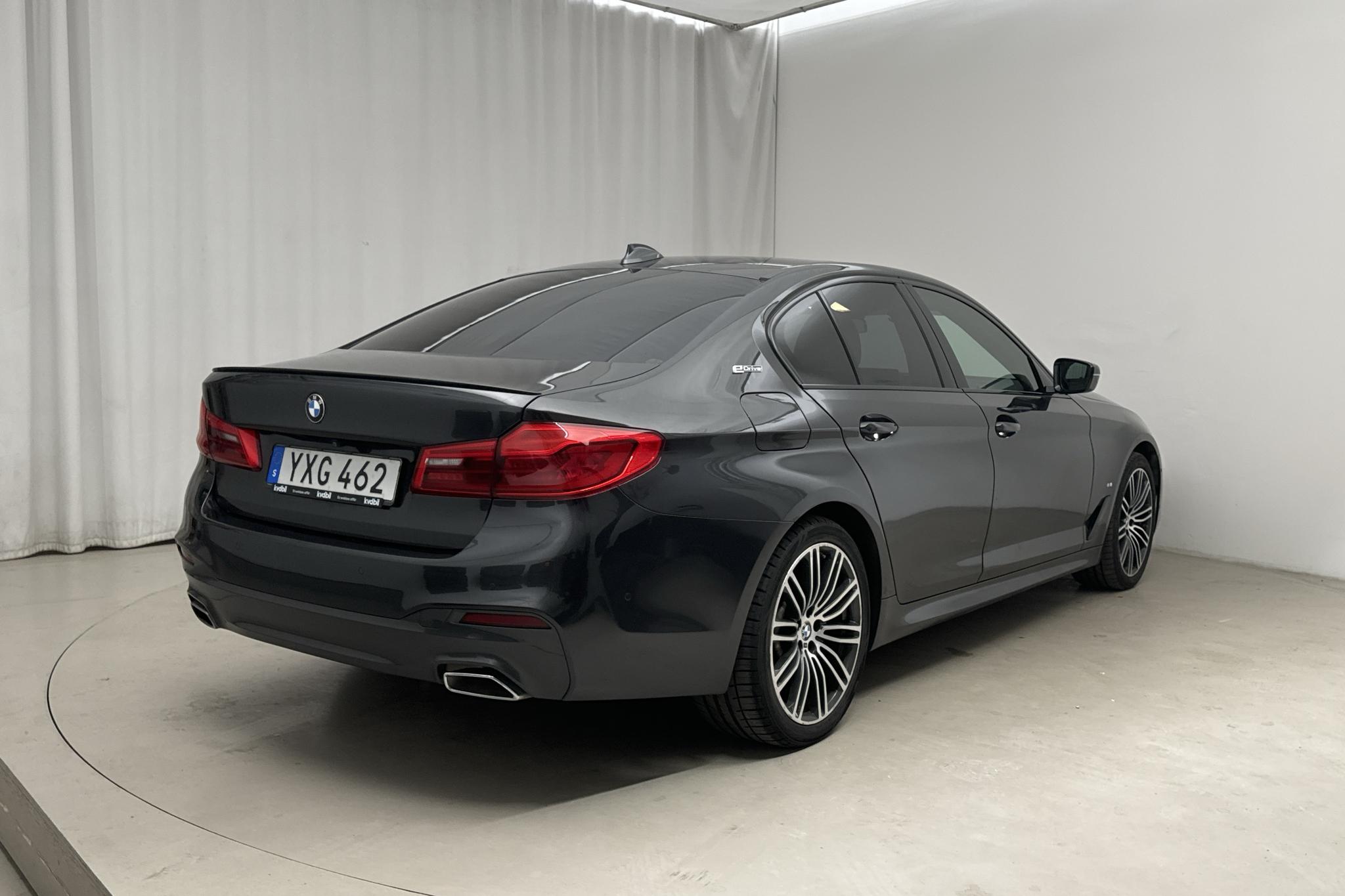 BMW 530e iPerformance Sedan, G30 (252hk) - 114 510 km - Automatic - gray - 2019