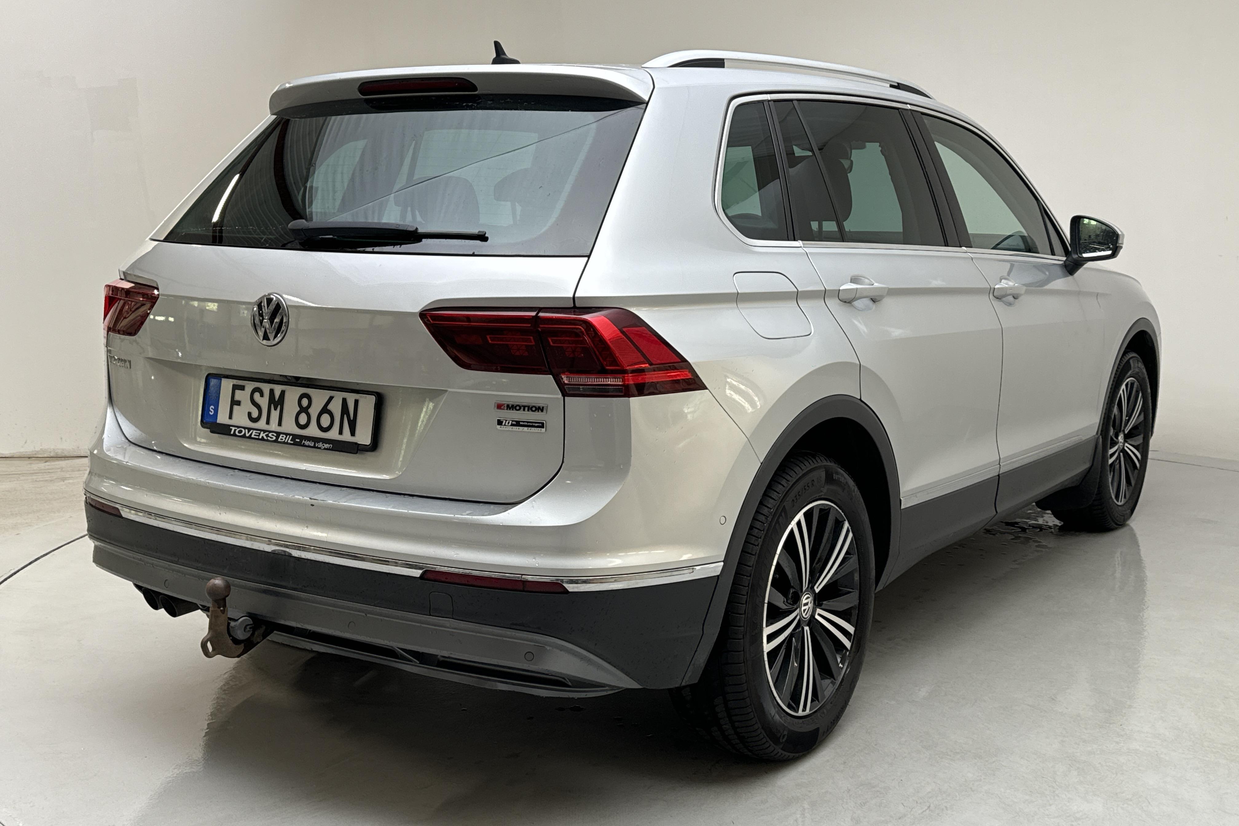 VW Tiguan 2.0 TDI 4MOTION (190hk) - 211 660 km - Automatyczna - srebro - 2019