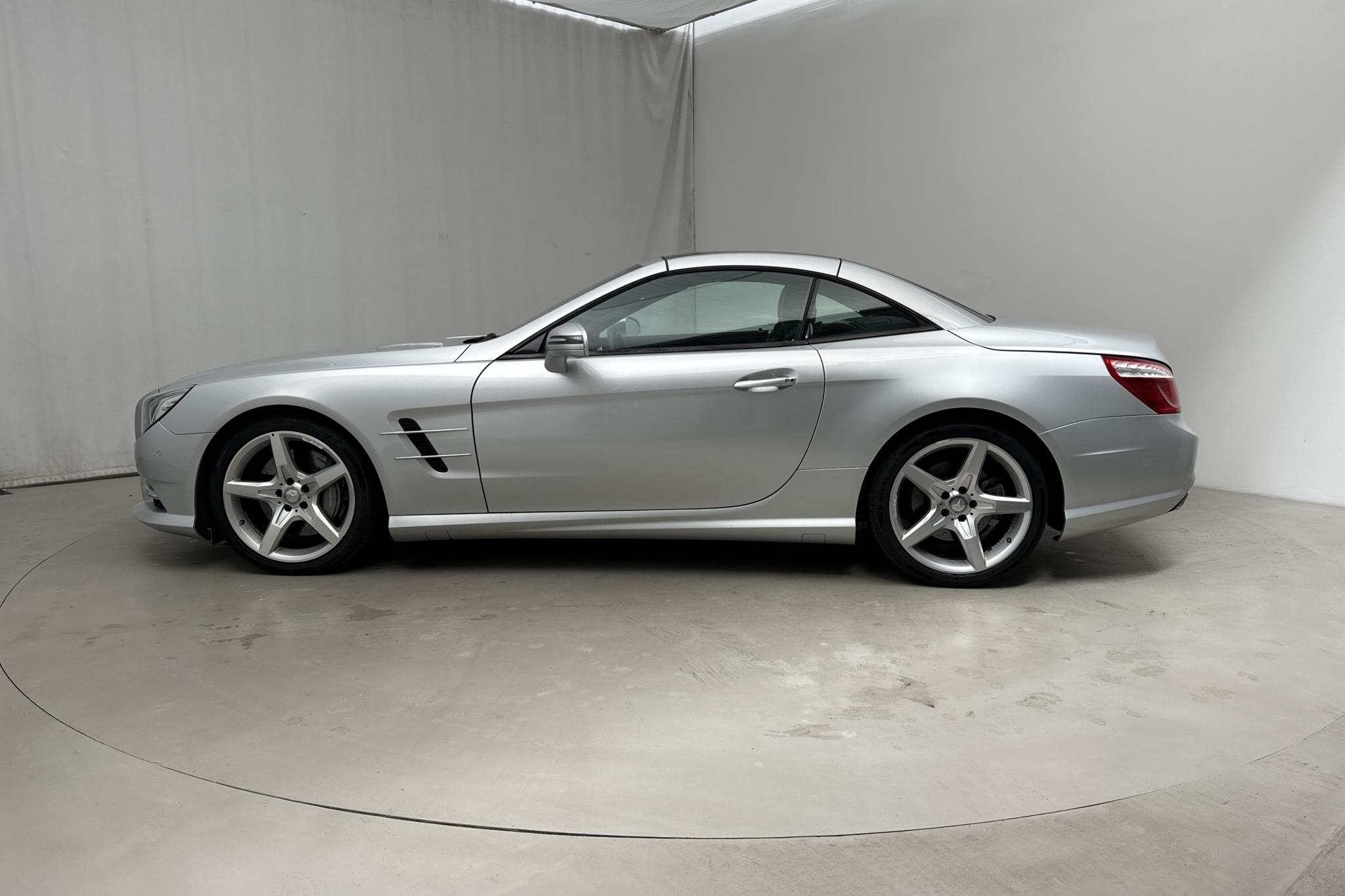 Mercedes SL 350 R231 (306hk) - 28 280 km - Automatyczna - srebro - 2012