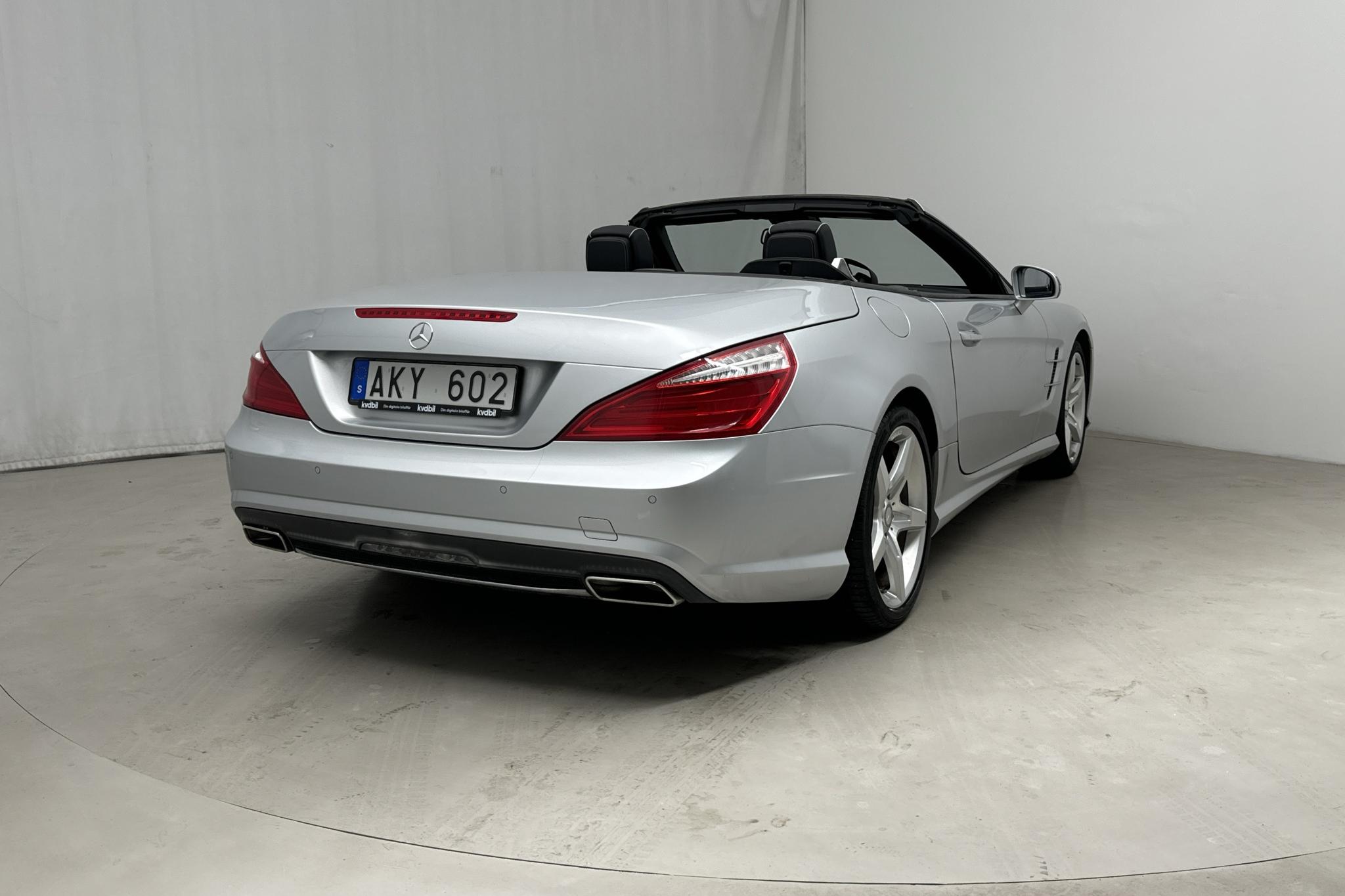 Mercedes SL 350 R231 (306hk) - 28 280 km - Automatyczna - srebro - 2012