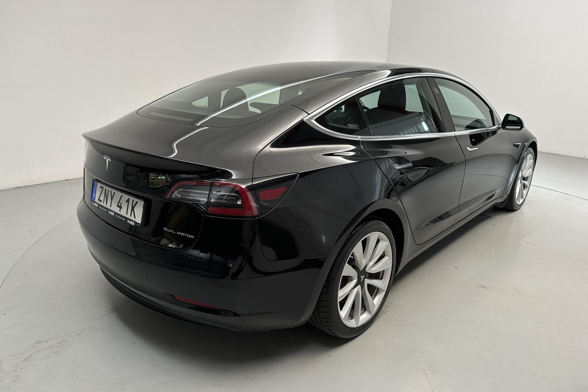 Tesla Model 3 Long Range Dual Motor AWD - 126 800 km - Automatic - black - 2019