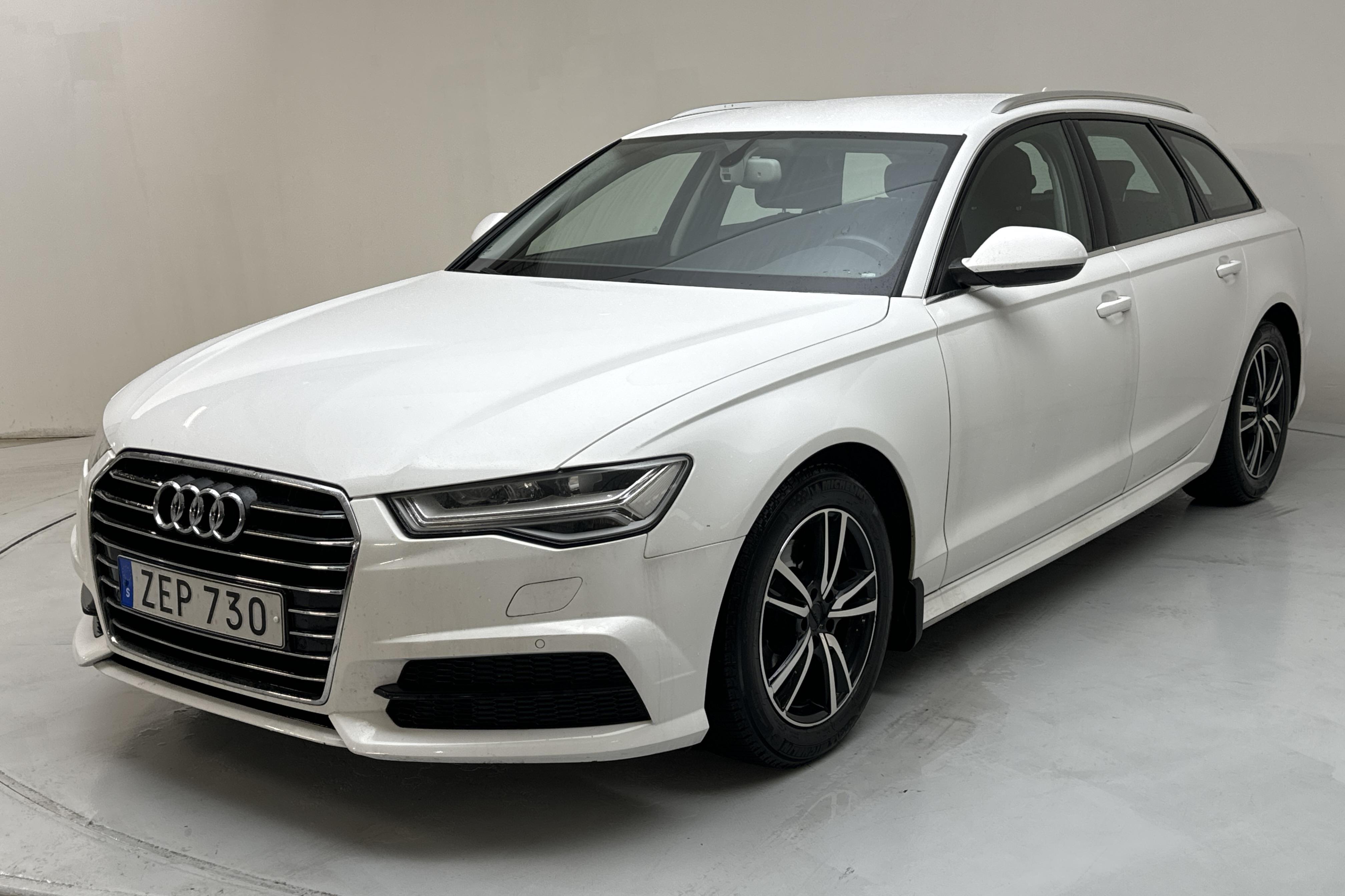 Audi A6 2.0 TDI Avant (190hk) - 12 025 mil - Automat - vit - 2018