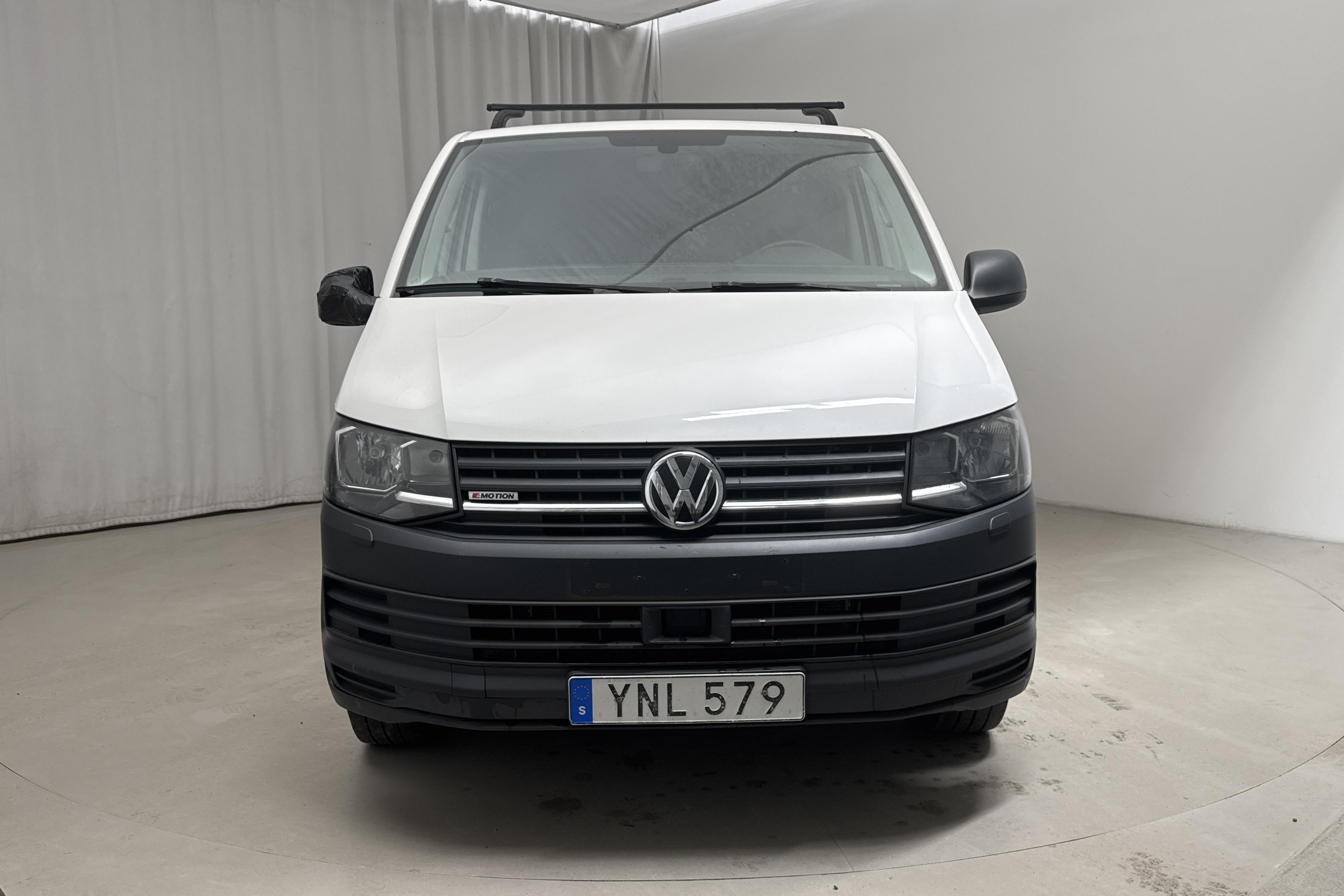 VW Transporter T6 2.0 TDI BMT Skåp 4MOTION (150hk) - 264 800 km - Automaatne - valge - 2018