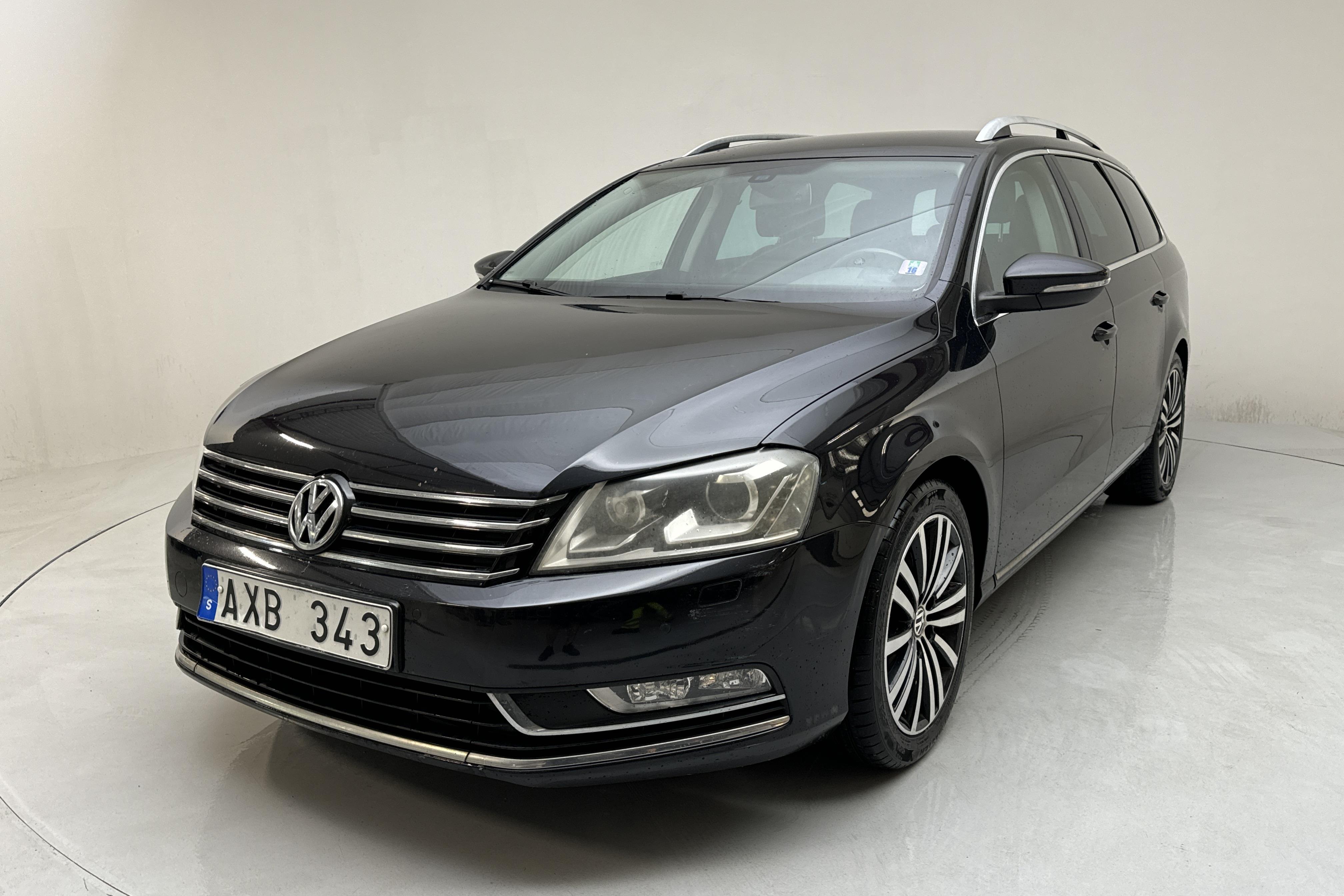 VW Passat 2.0 TDI BlueMotion Technology Variant 4Motion (170hk) - 176 560 km - Automaatne - must - 2012