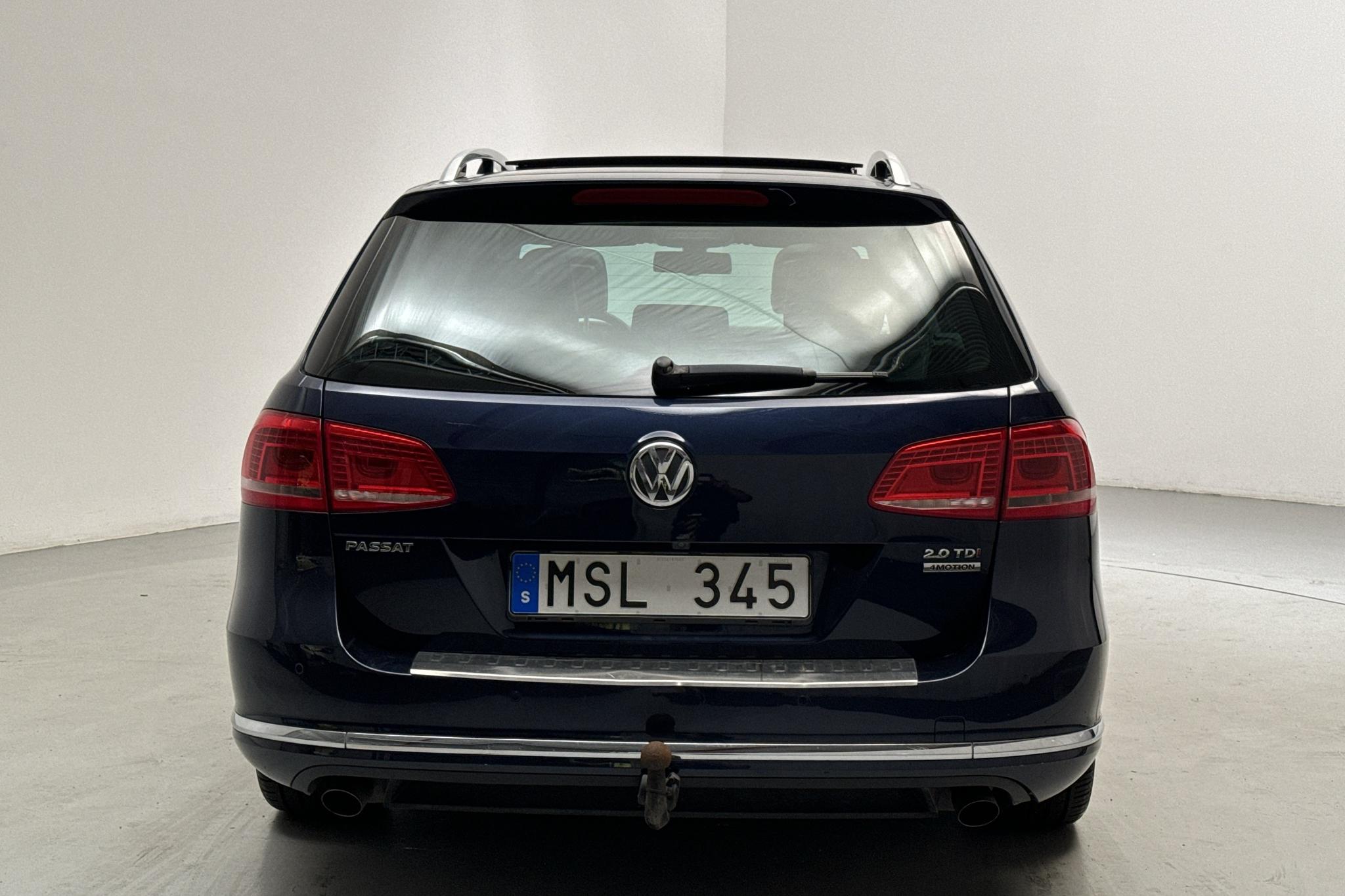 VW Passat 2.0 TDI BlueMotion Technology Variant 4Motion (170hk) - 144 620 km - Automaatne - Dark Blue - 2012