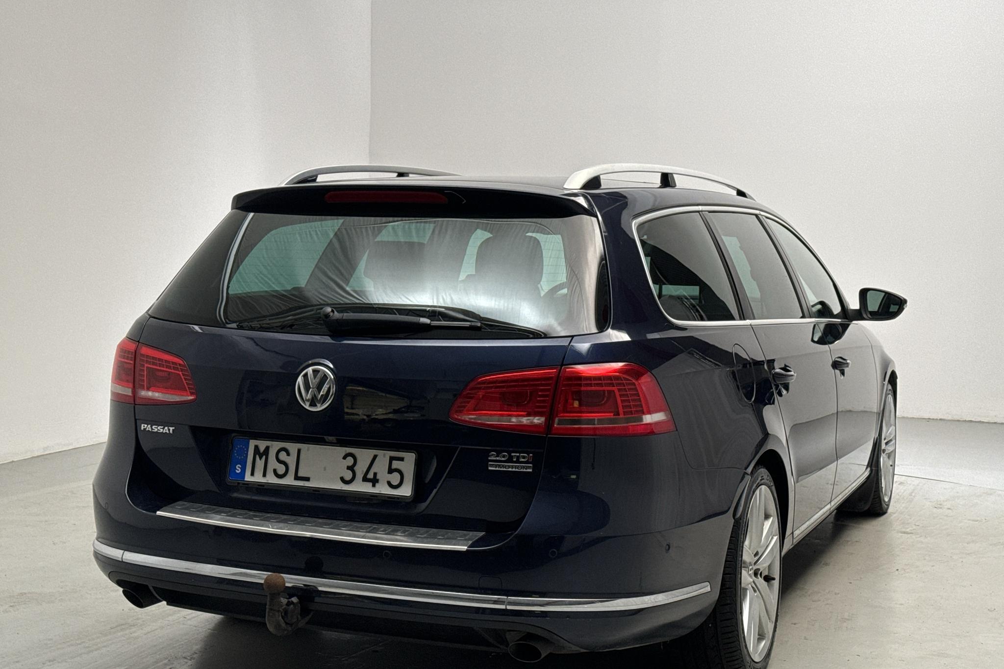 VW Passat 2.0 TDI BlueMotion Technology Variant 4Motion (170hk) - 144 620 km - Automaatne - Dark Blue - 2012