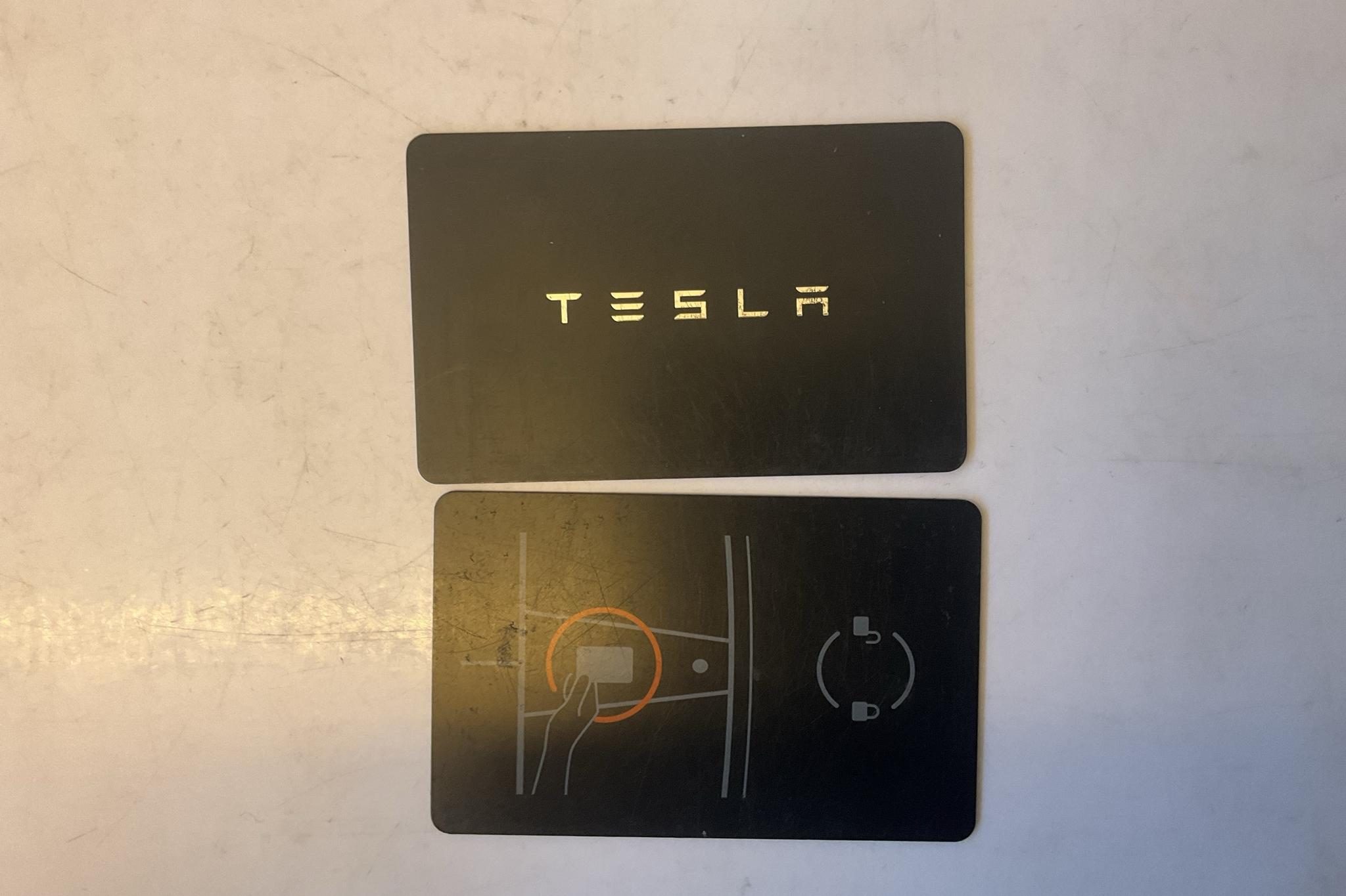 Tesla Model 3 Long Range Dual Motor AWD - 17 237 mil - Automat - grå - 2021