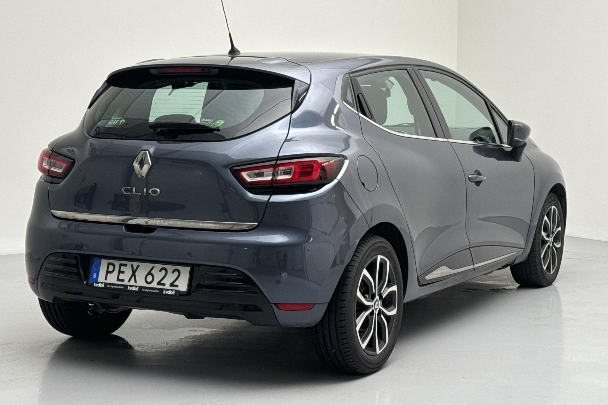 Renault Clio IV 1.2 TCe 120 5dr (120hk) - 10 142 mil - Automat - grå - 2017