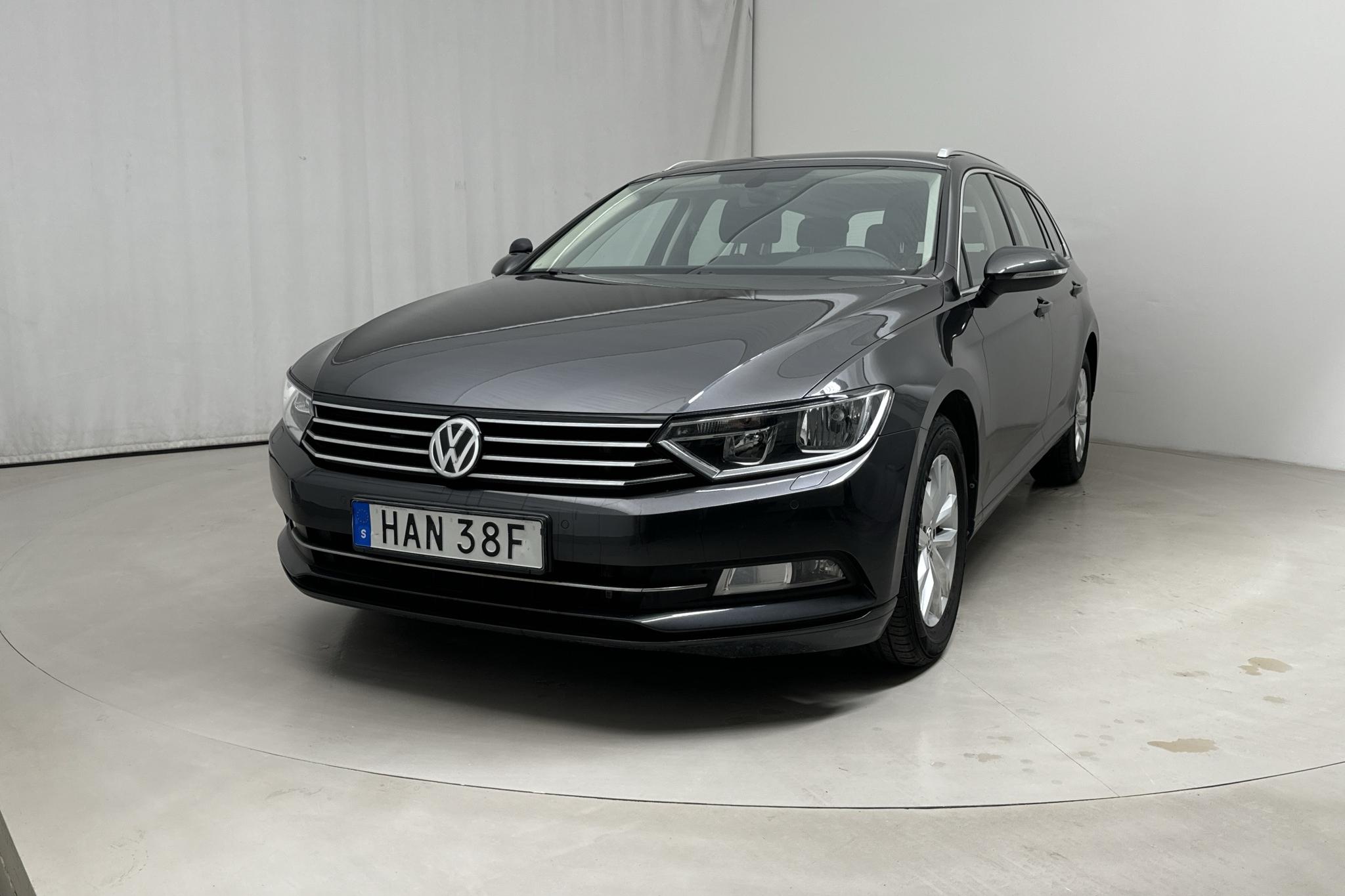 VW Passat 1.5 TSI Sportscombi (150hk) - 6 052 mil - Automat - Dark Grey - 2019