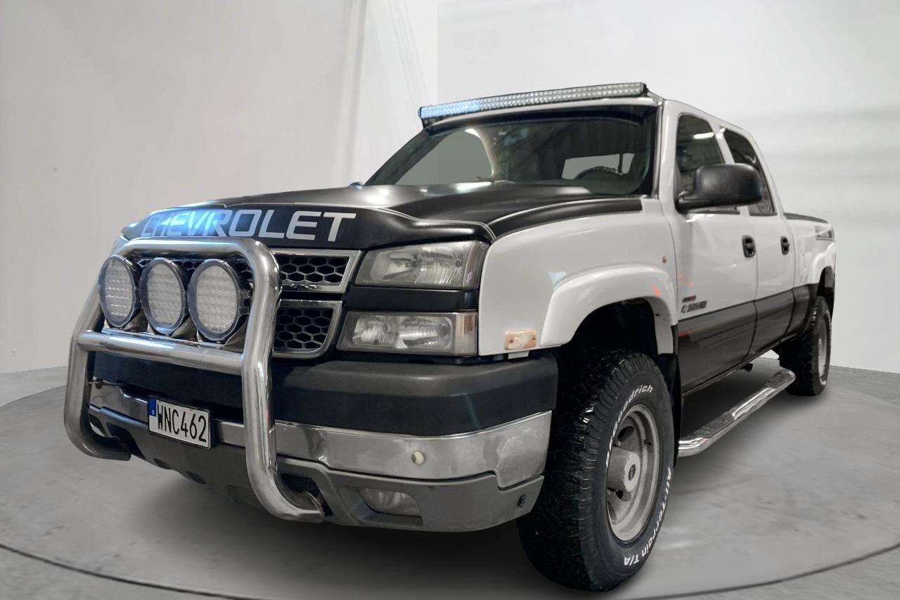 Chevrolet Silverado Crew Cab 6.6 V8 (314hk) - 18 862 mil - Automat - vit - 2005