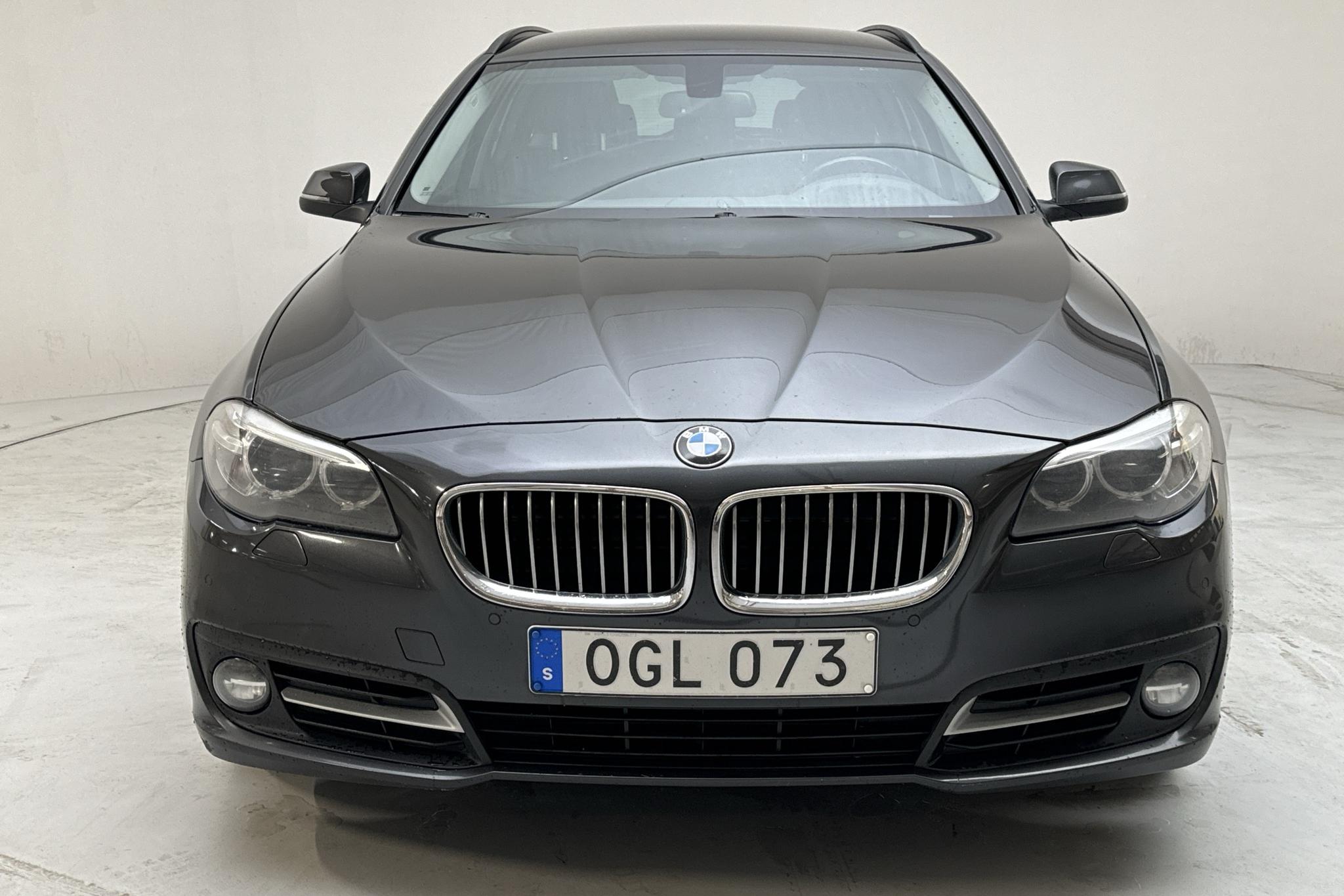 BMW 520d xDrive Touring, F11 (190hk) - 21 549 mil - Automat - grå - 2017