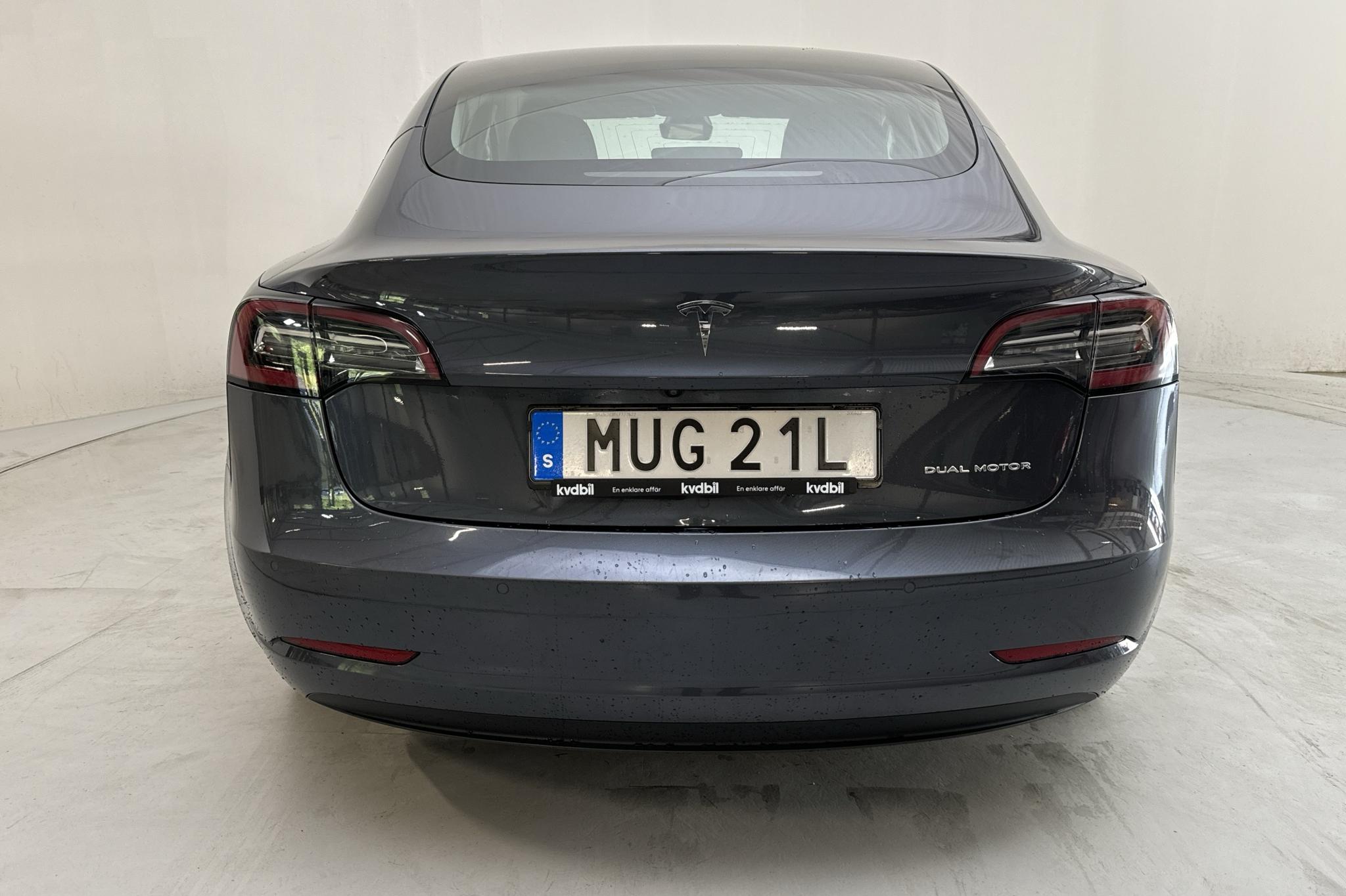 Tesla Model 3 Long Range Dual Motor AWD - 116 240 km - Automatic - gray - 2020