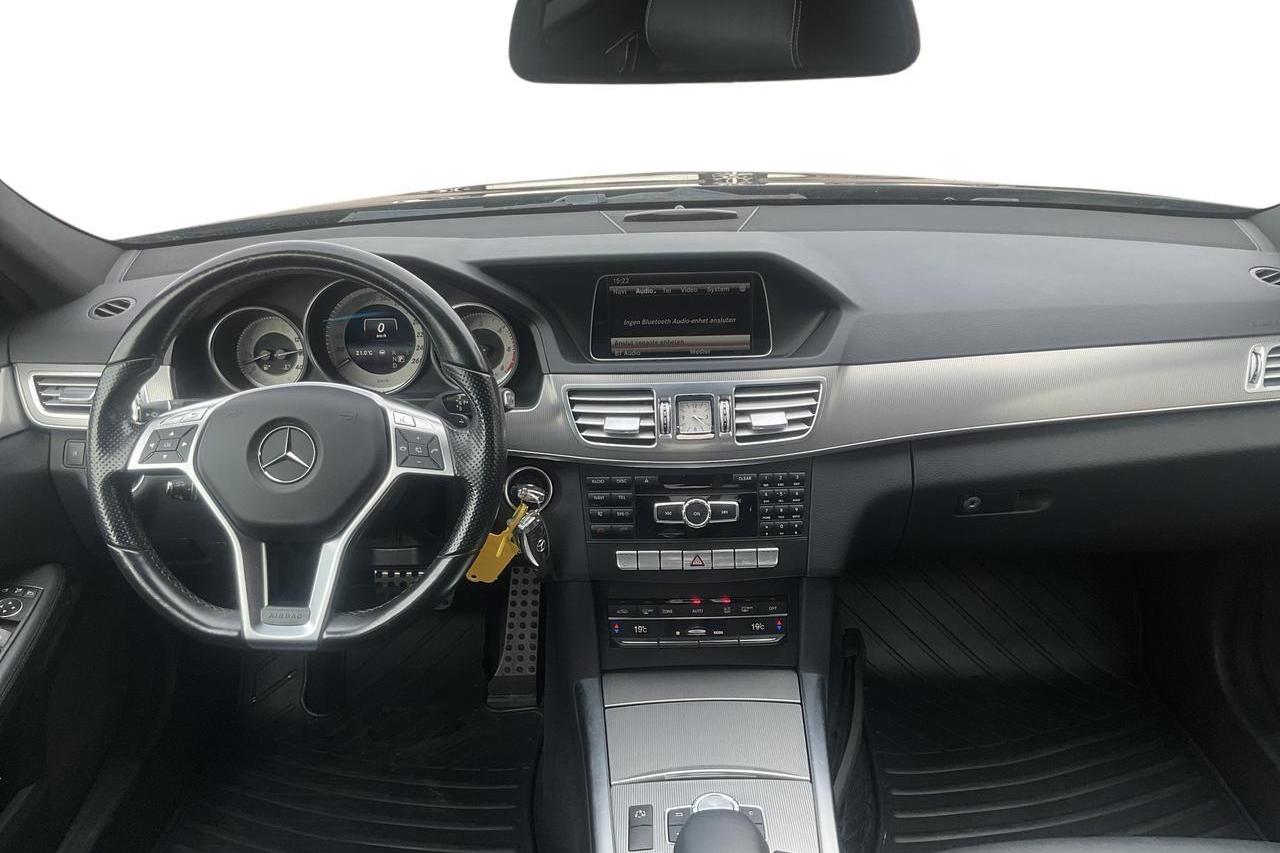 Mercedes E 350 BlueTEC W212 (252hk) - 189 140 km - Automaatne - must - 2014