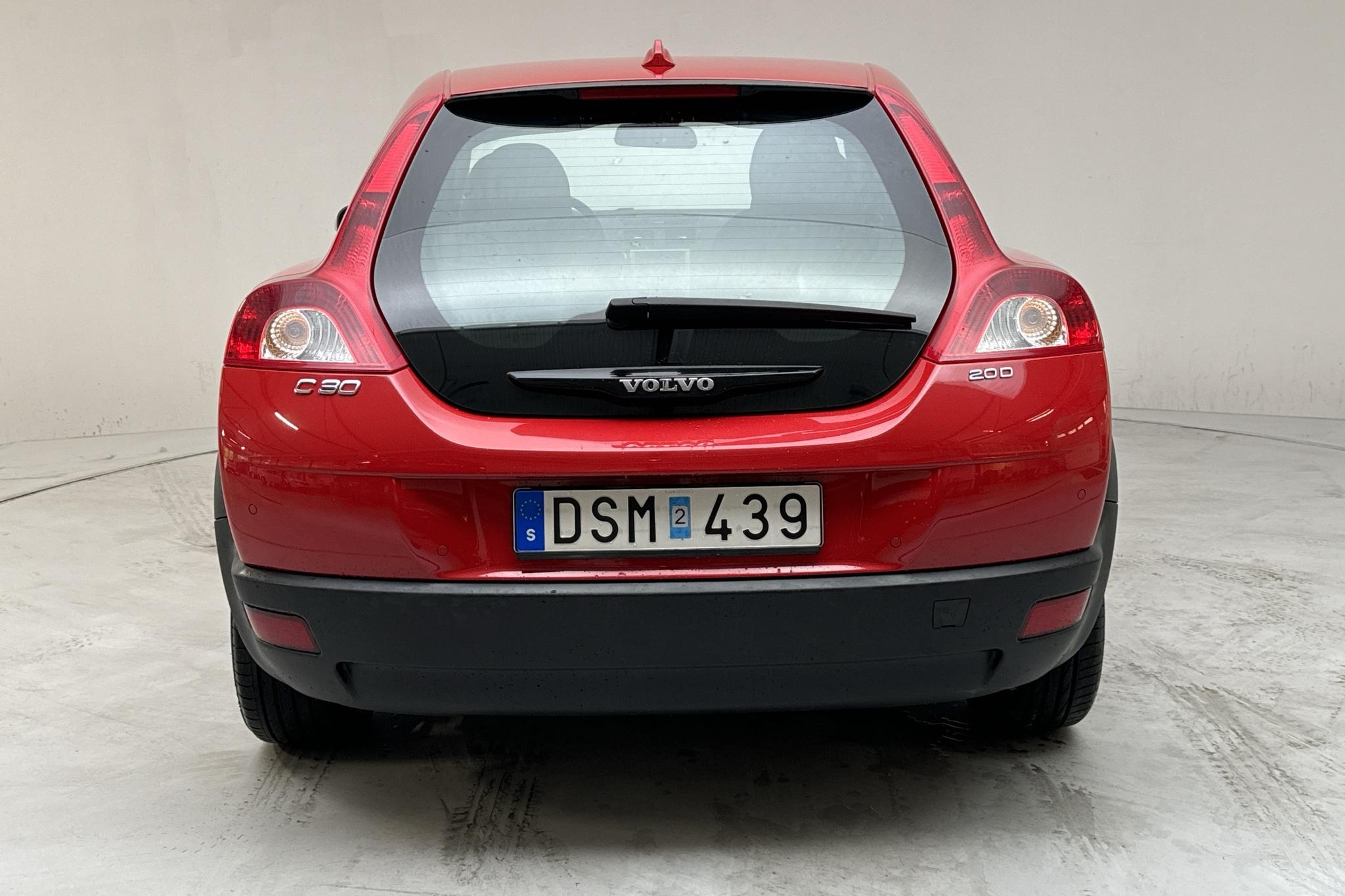 Volvo C30 2.0D (136hk) - 112 070 km - Automatyczna - czerwony - 2008