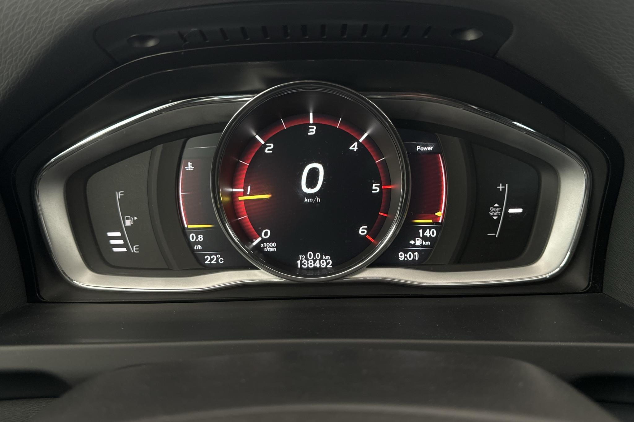 Volvo V60 D3 (150hk) - 138 490 km - Manualna - biały - 2018