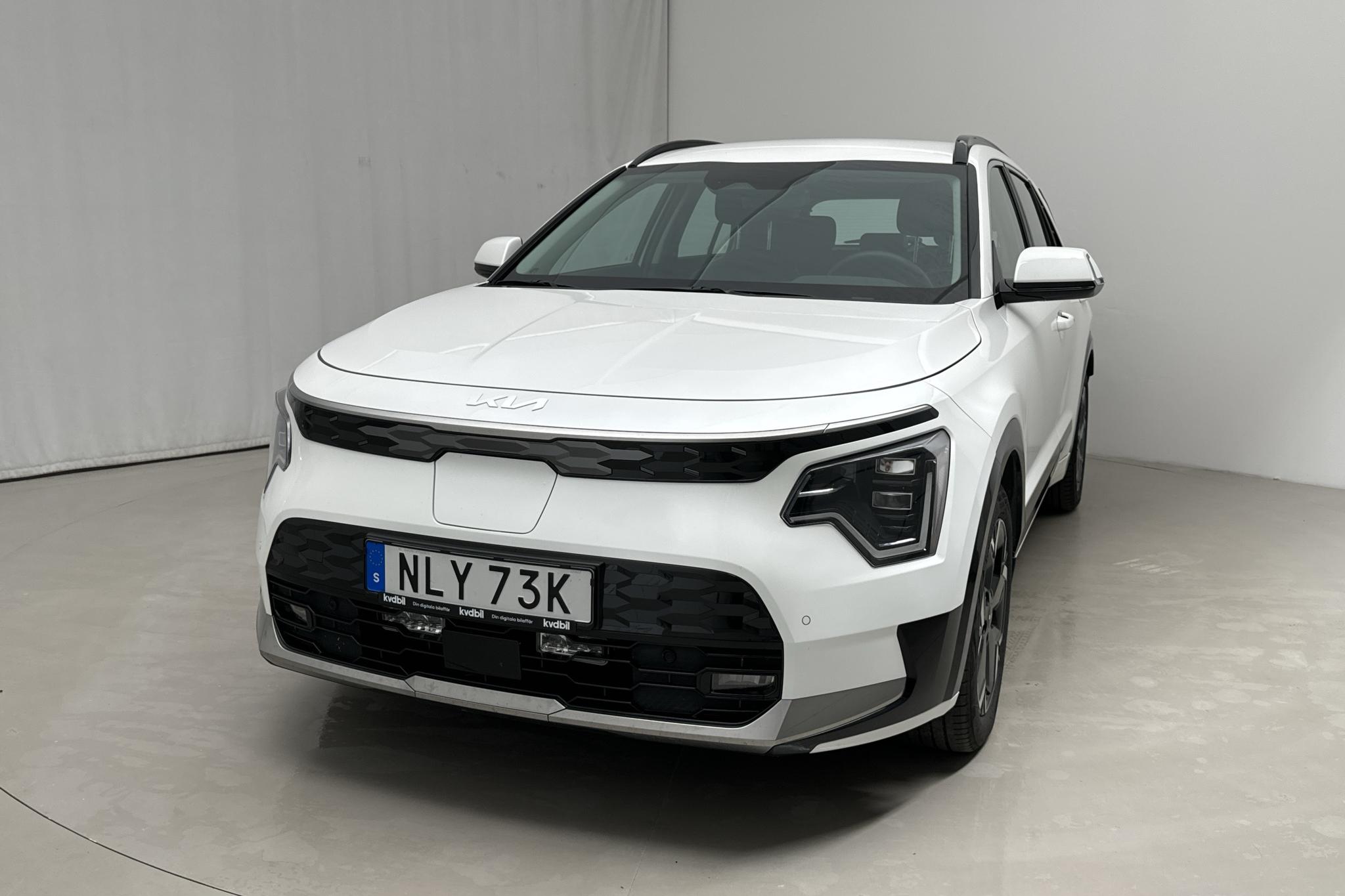 KIA Niro EV 65 kWh (204hk) - 46 920 km - Automatyczna - biały - 2023