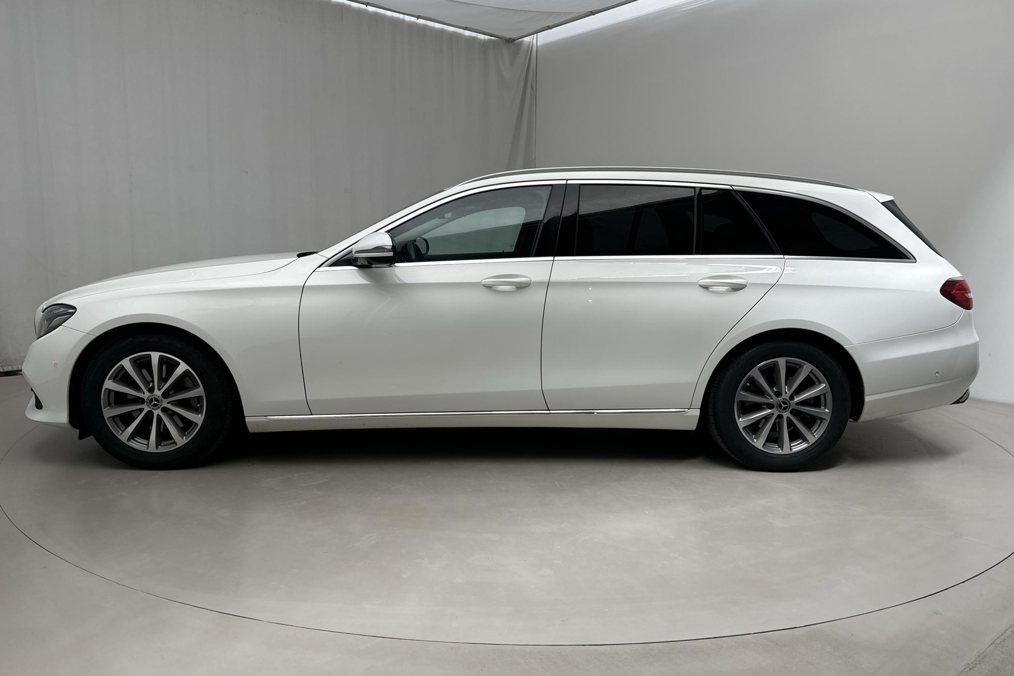 Mercedes E 220 d 4MATIC Kombi S213 (194hk) - 156 170 km - Automaatne - valge - 2018