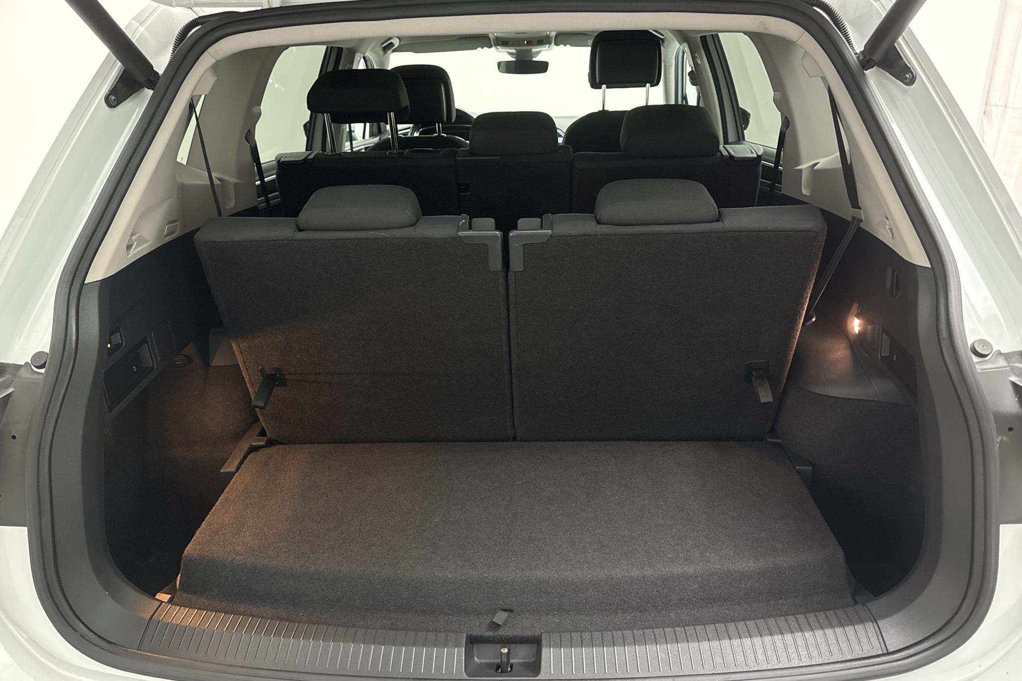 VW Tiguan Allspace 2.0 TDI 4MOTION (190hk) - 118 350 km - Automatyczna - biały - 2020