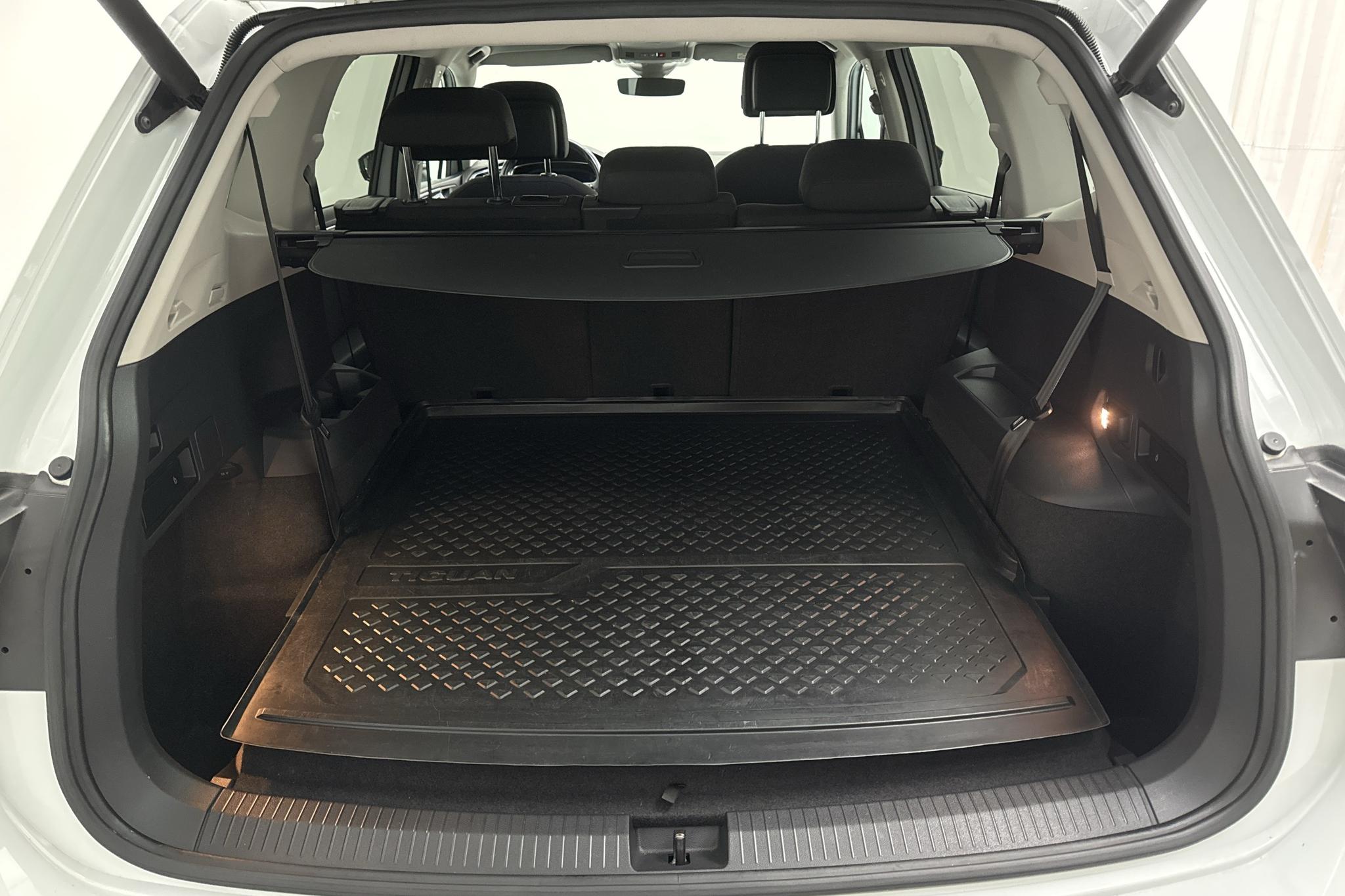 VW Tiguan Allspace 2.0 TDI 4MOTION (190hk) - 118 350 km - Automatyczna - biały - 2020